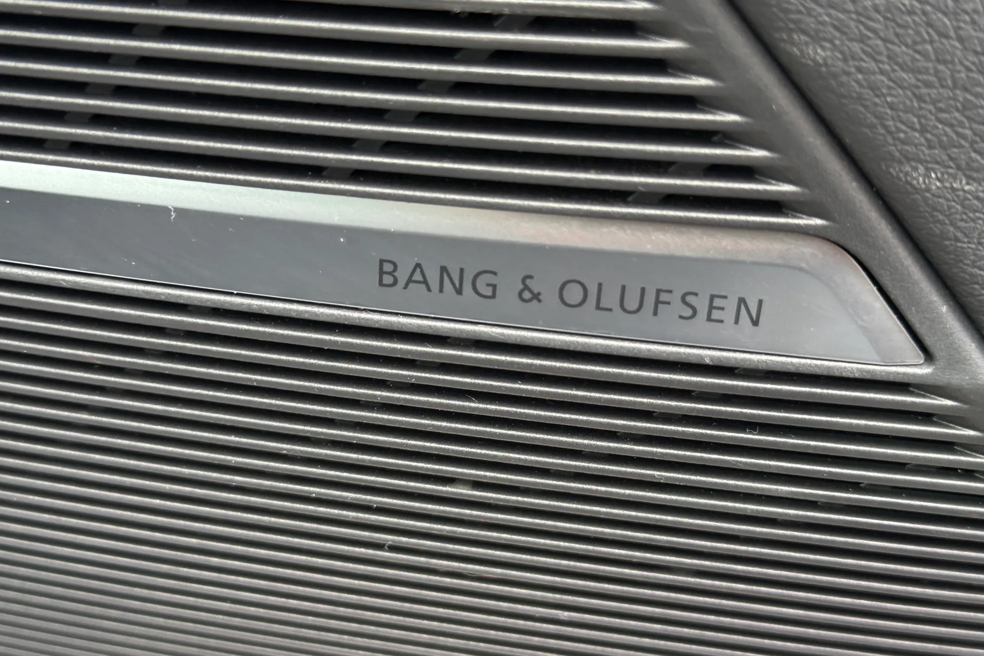 Audi Q8 thumbnail image number 35
