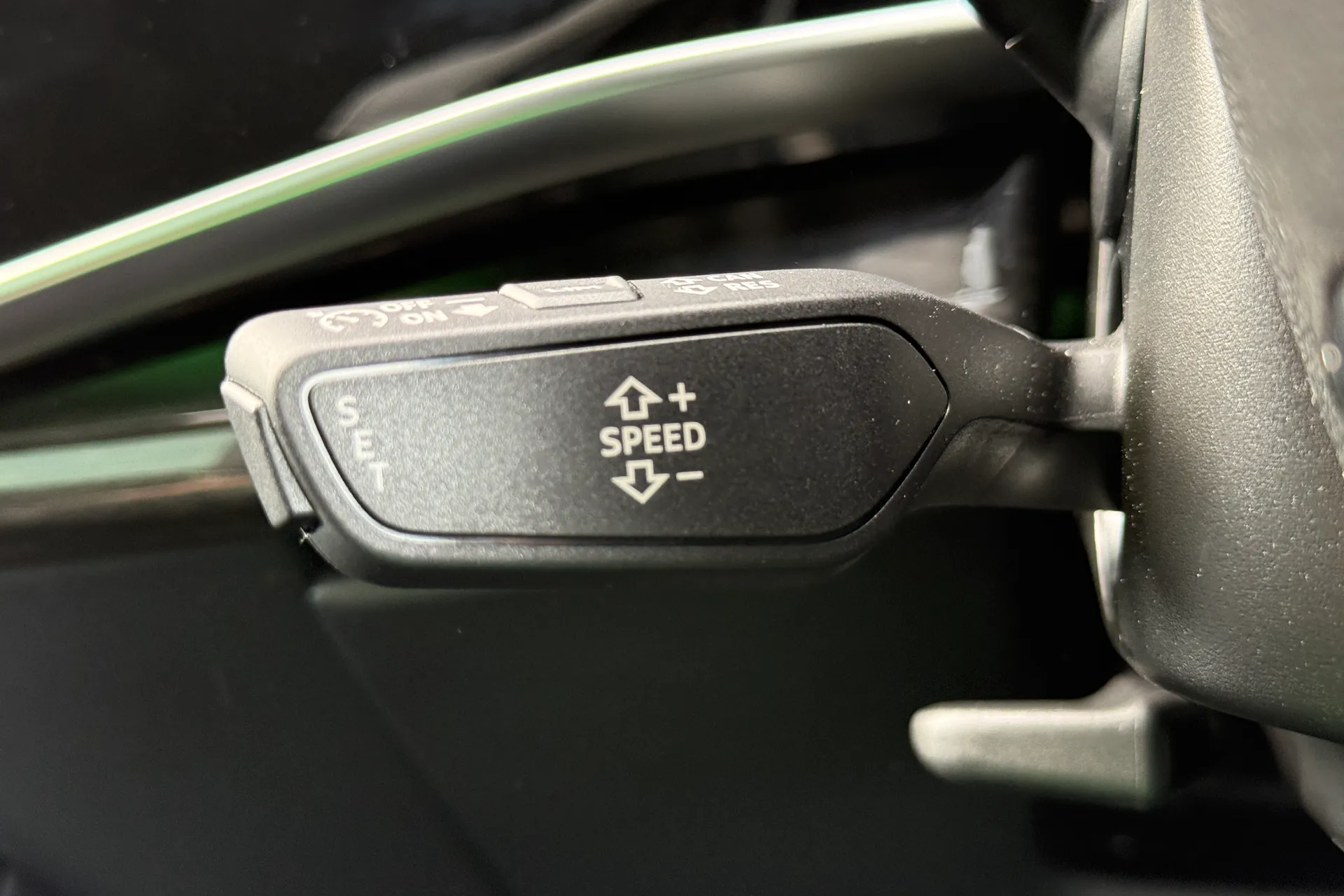 Audi Q8 thumbnail image number 17