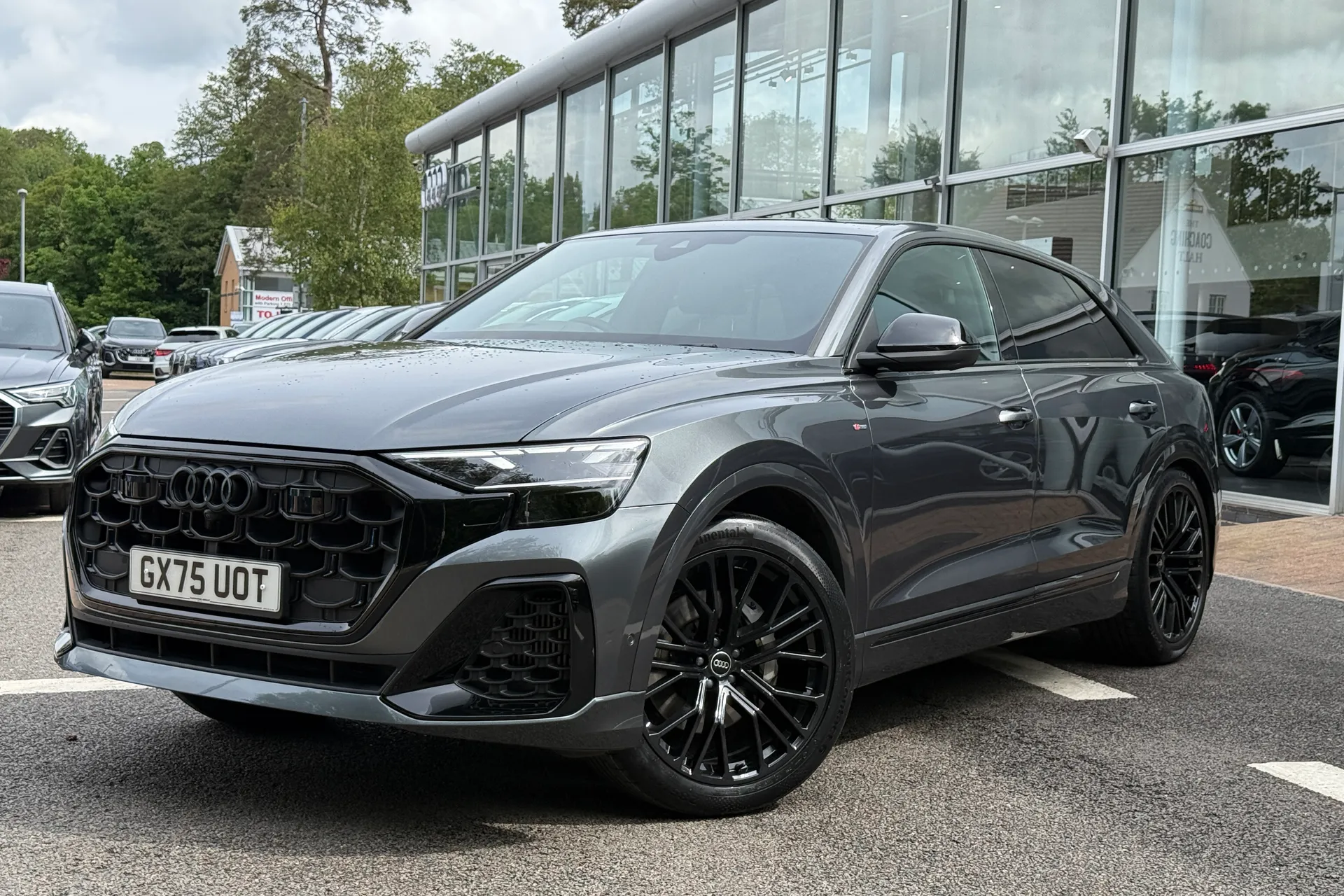 Audi Q8 thumbnail image number 61