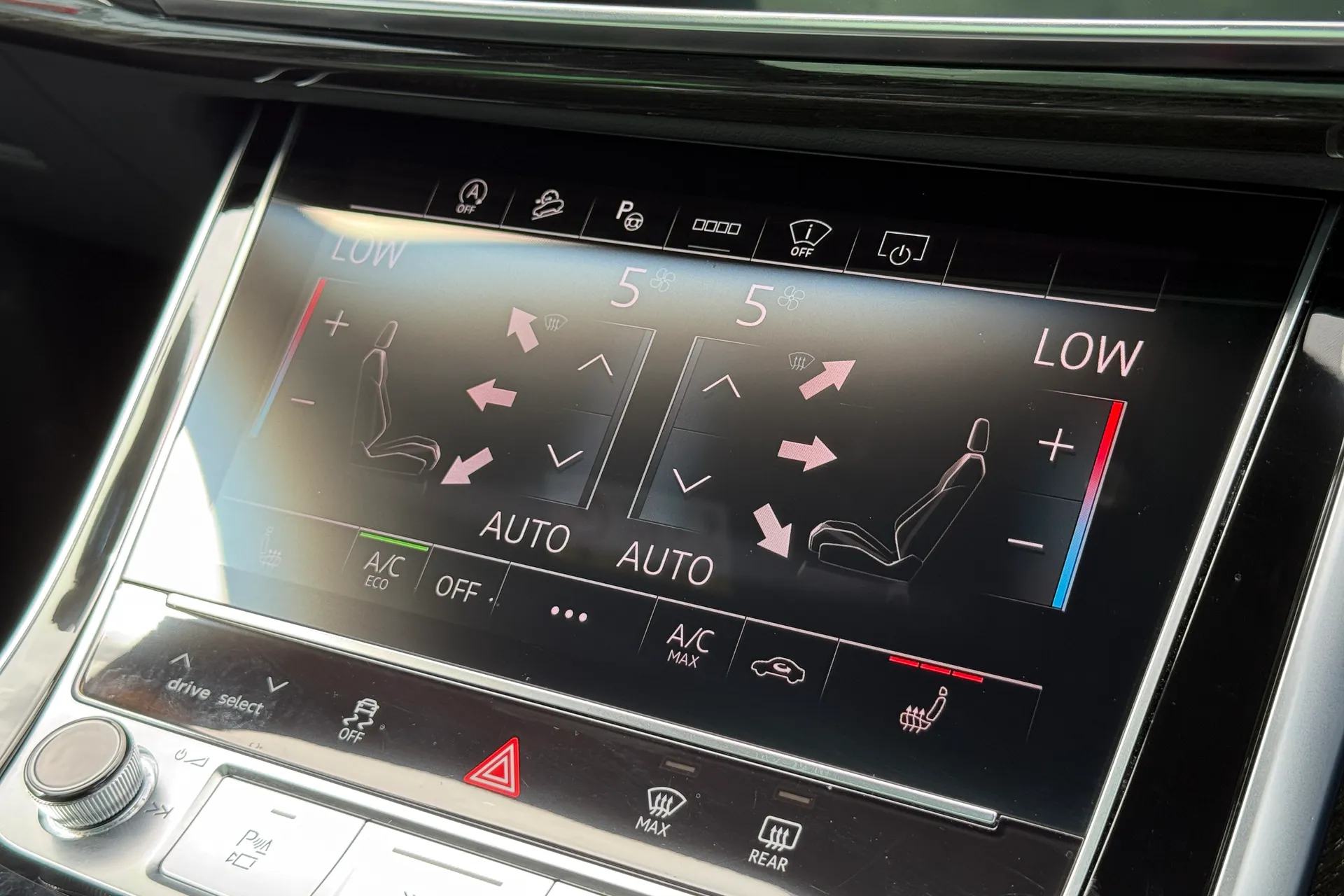 Audi Q8 thumbnail image number 16