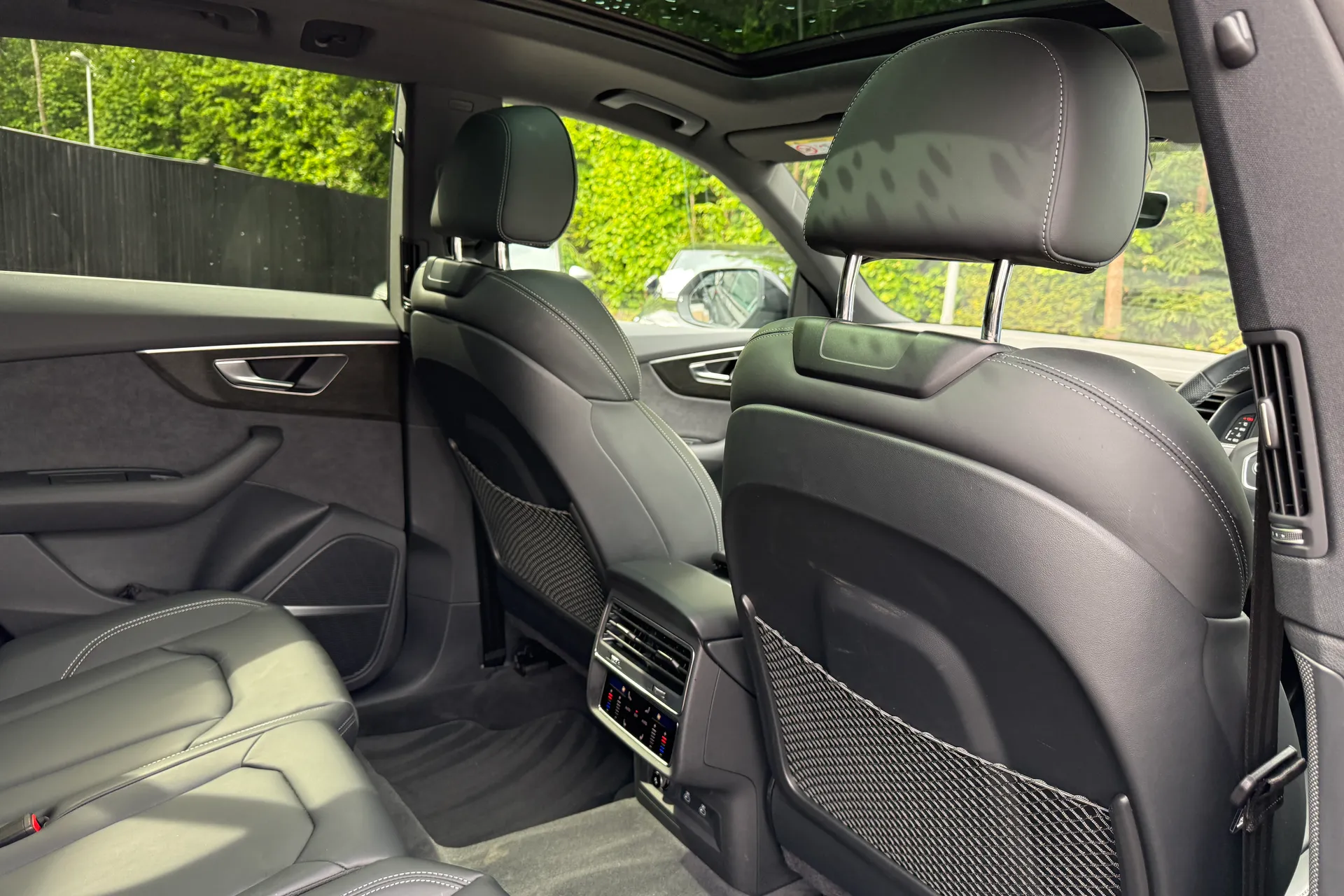 Audi Q8 thumbnail image number 40