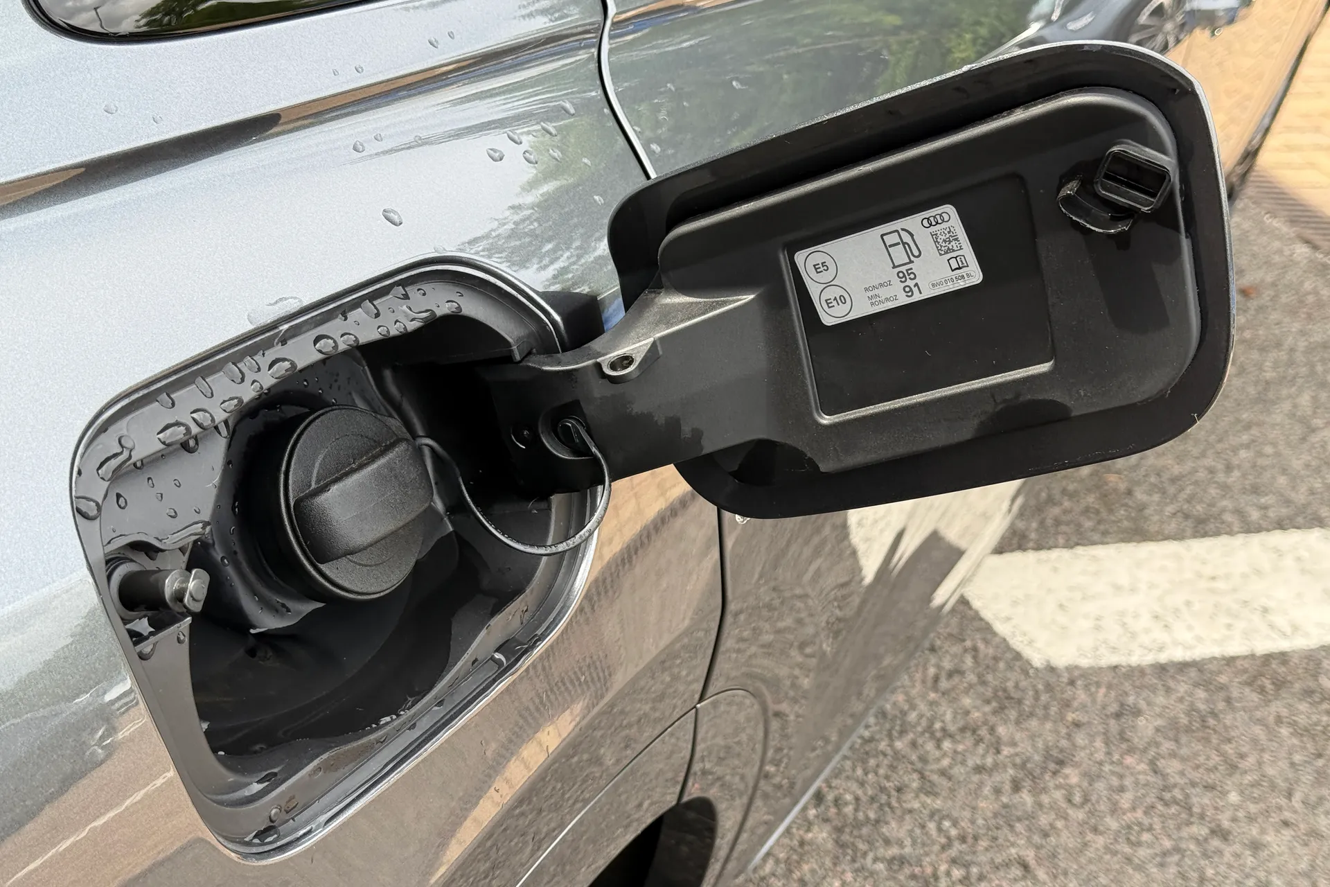 Audi Q8 thumbnail image number 37