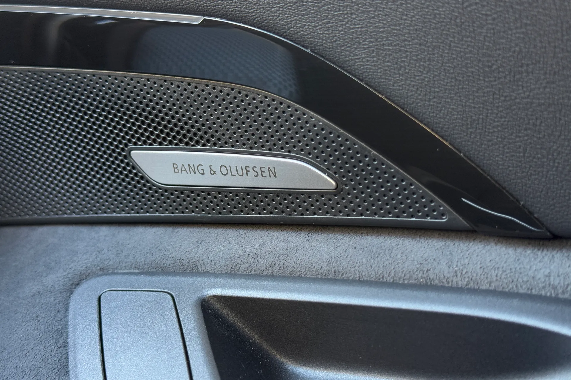 Audi Q5 thumbnail image number 10