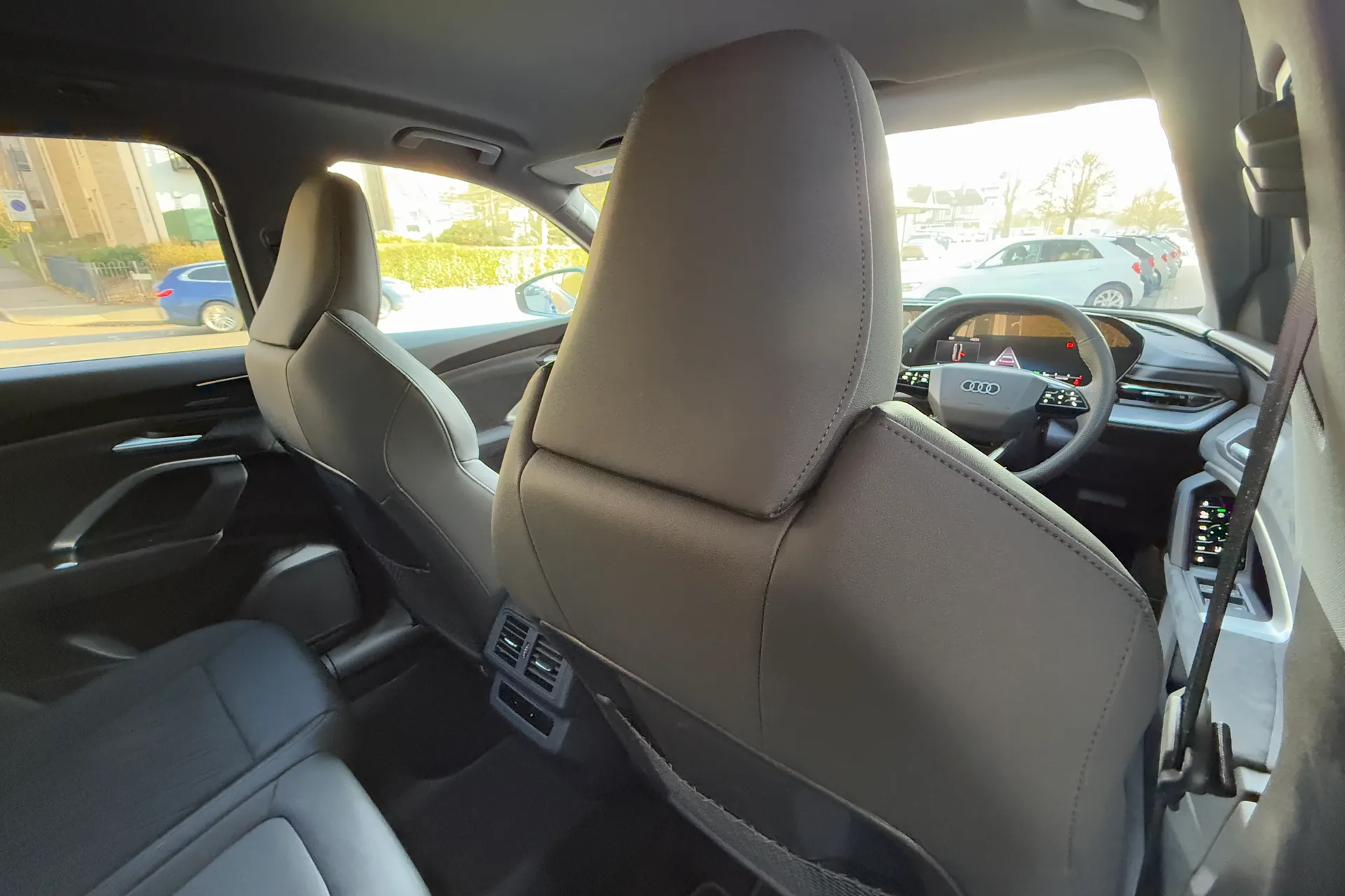 Audi Q5 thumbnail image number 32