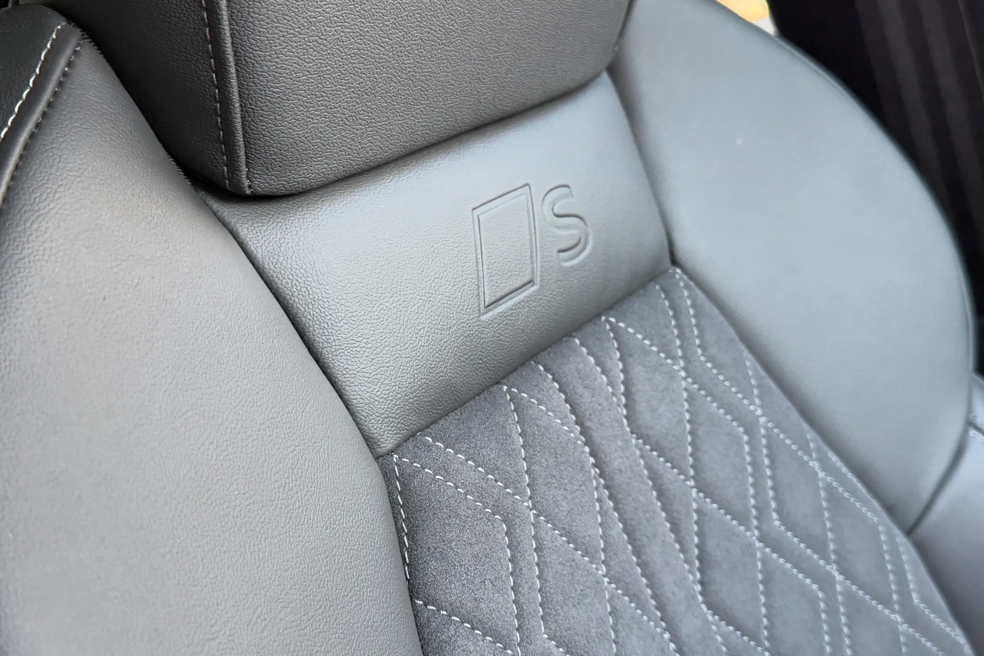 Audi Q5 thumbnail image number 22