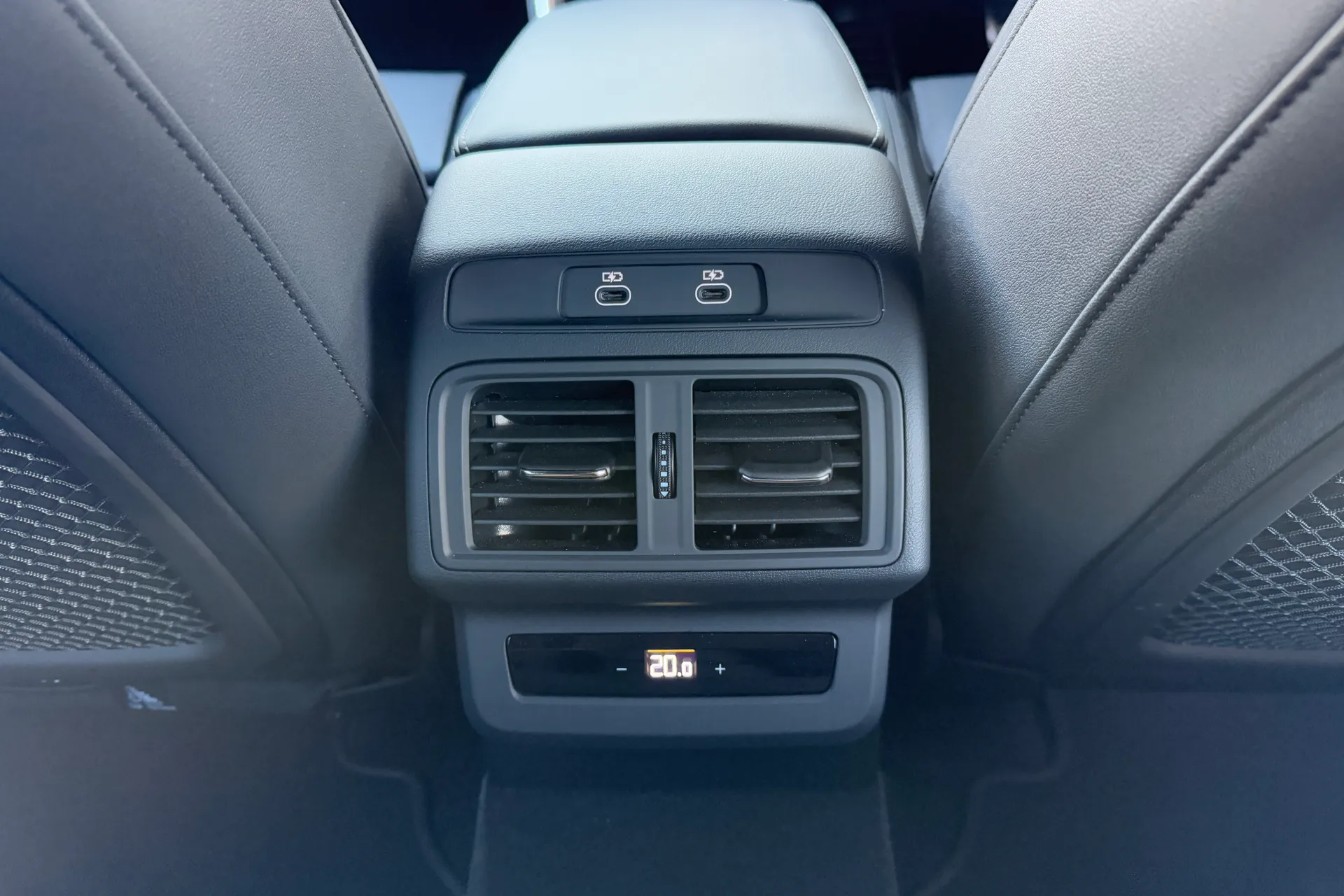 Audi Q5 thumbnail image number 34