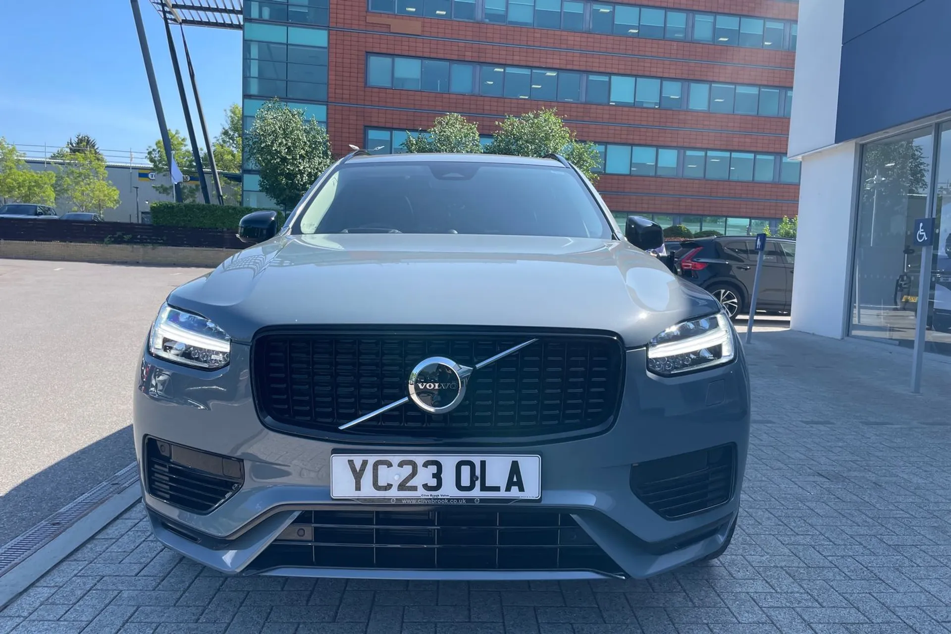 Volvo XC90 thumbnail image number 14