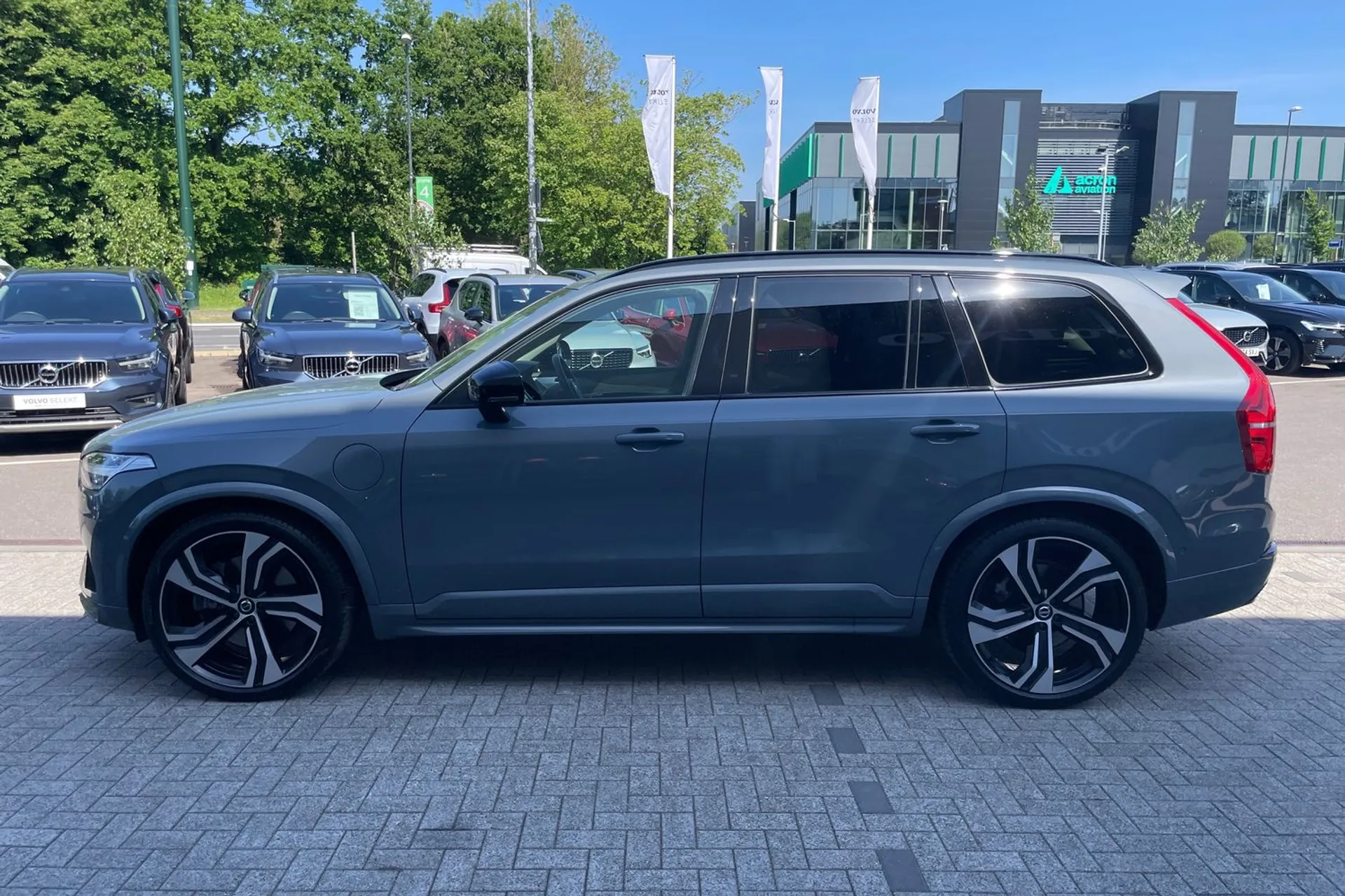 Volvo XC90 thumbnail image number 12