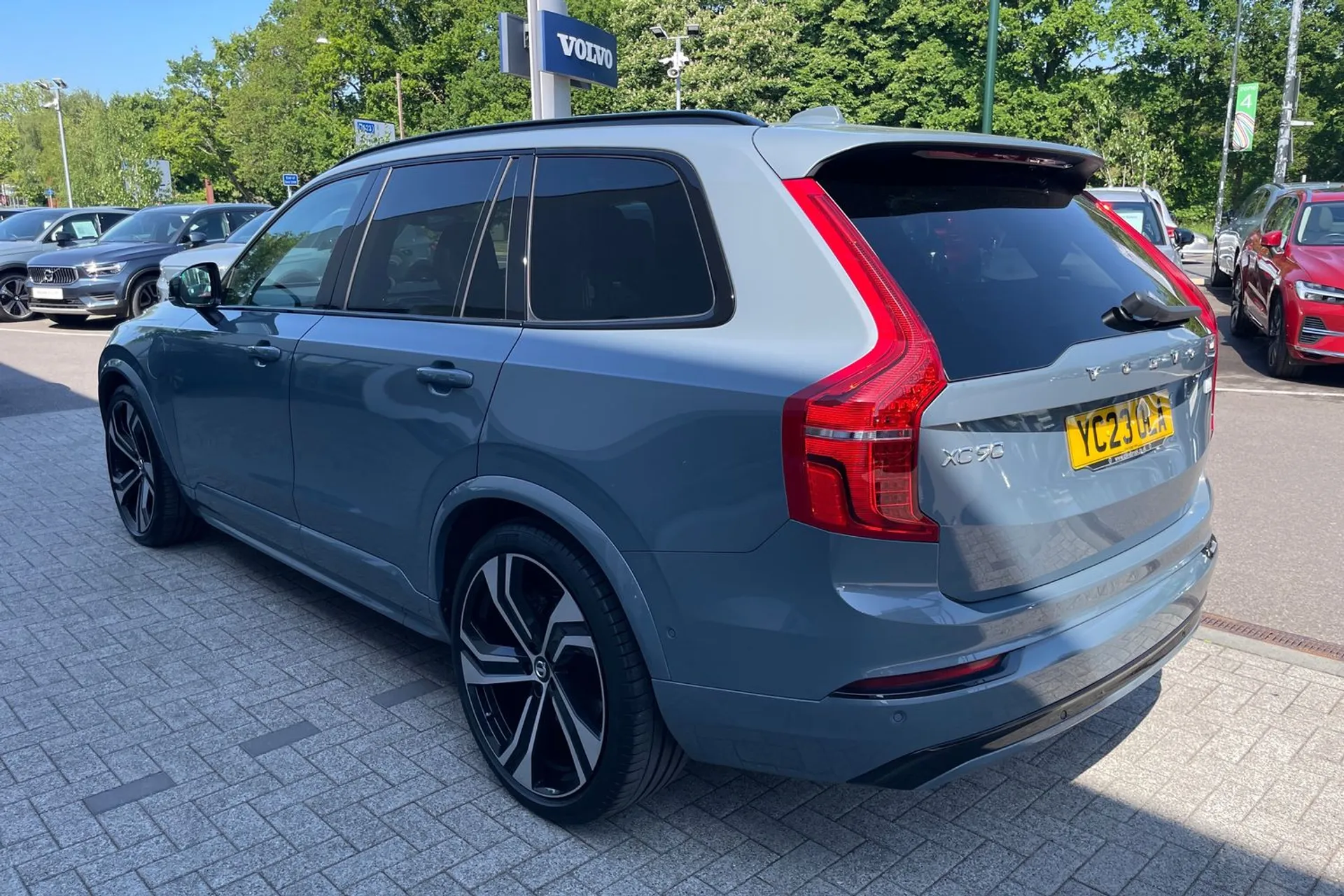 Volvo XC90 thumbnail image number 11
