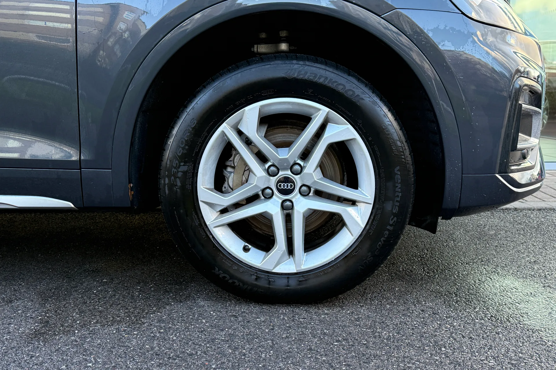 Audi Q5 thumbnail image number 9