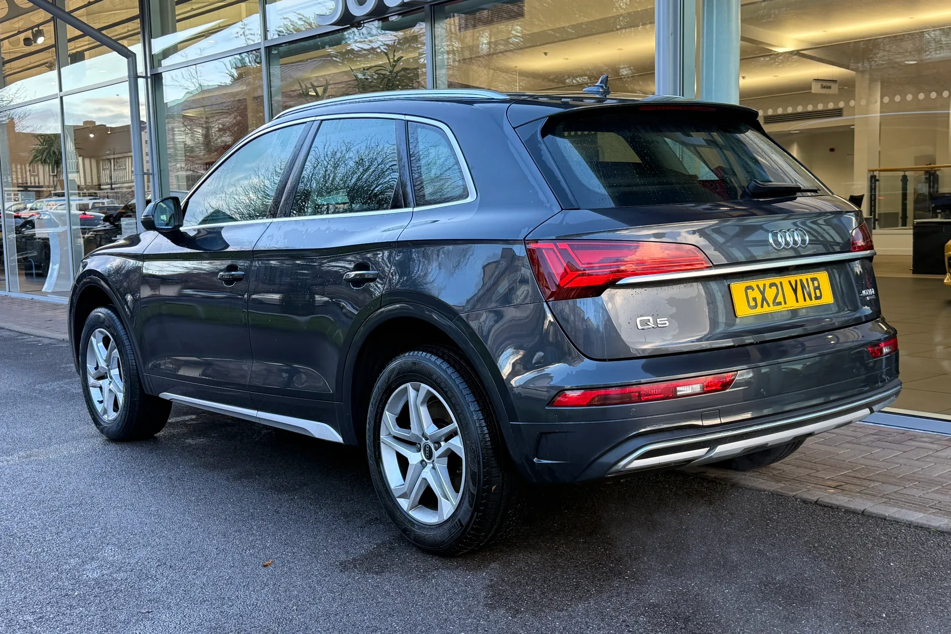 Audi Q5 thumbnail image number 8