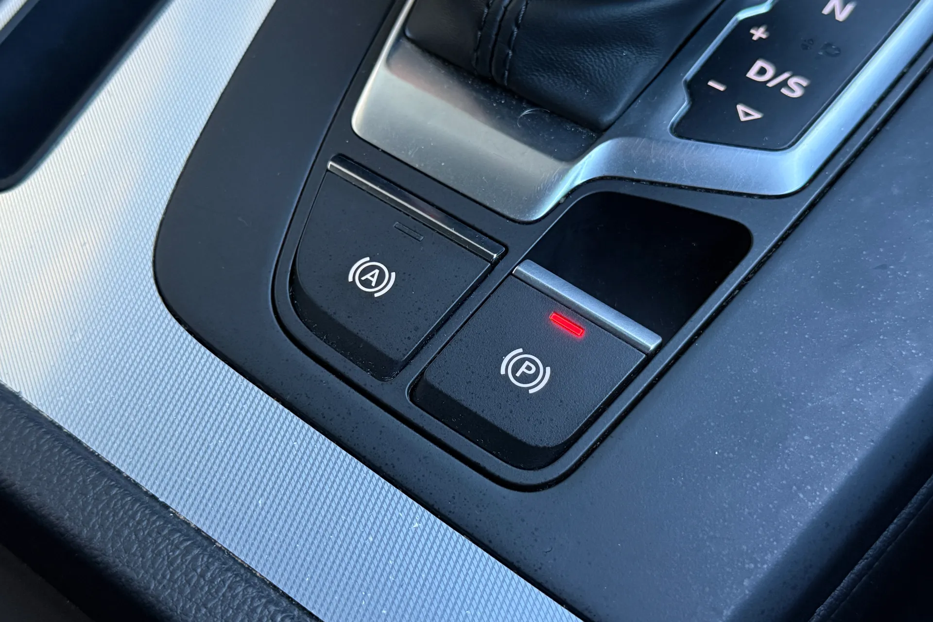 Audi Q5 thumbnail image number 26