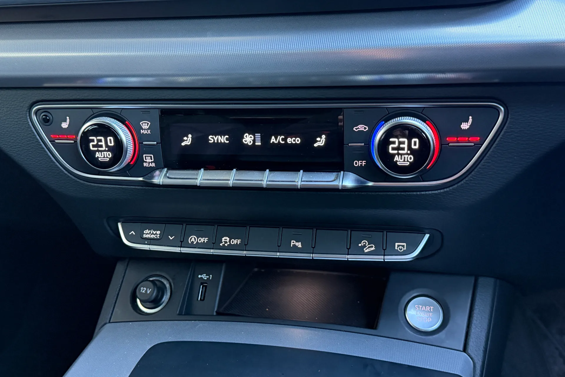 Audi Q5 thumbnail image number 20