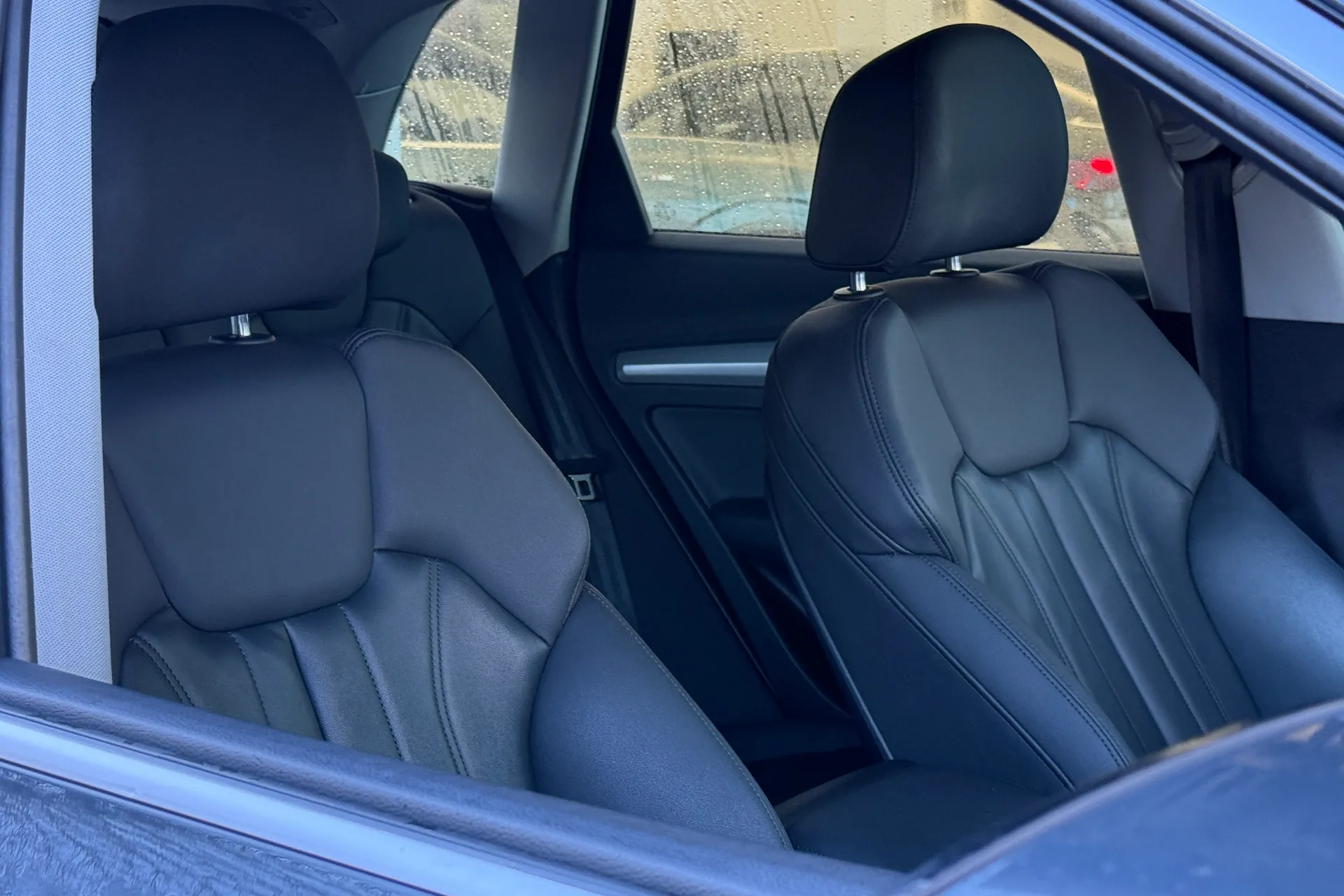 Audi Q5 thumbnail image number 34