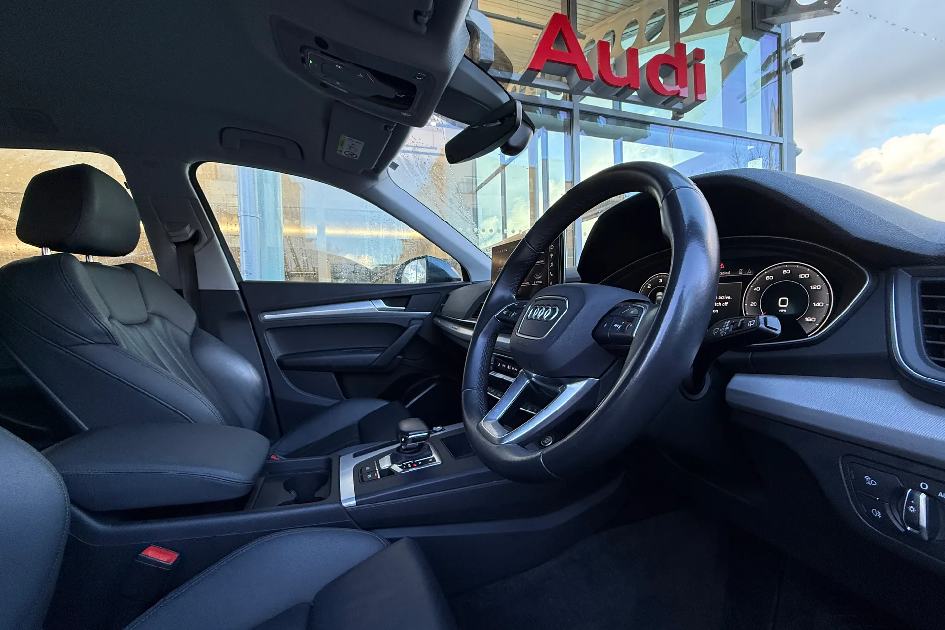 Audi Q5 thumbnail image number 10