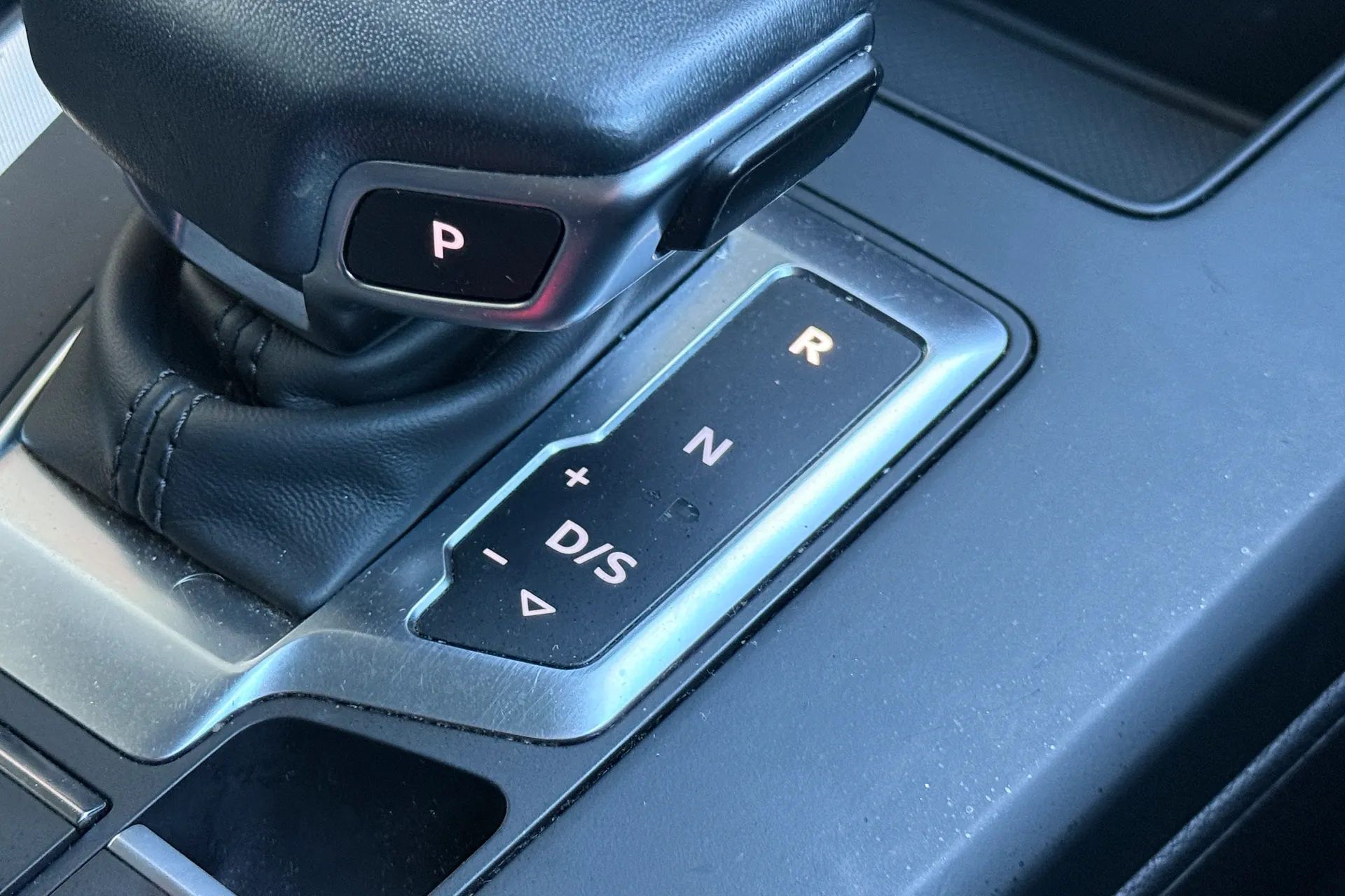 Audi Q5 thumbnail image number 24