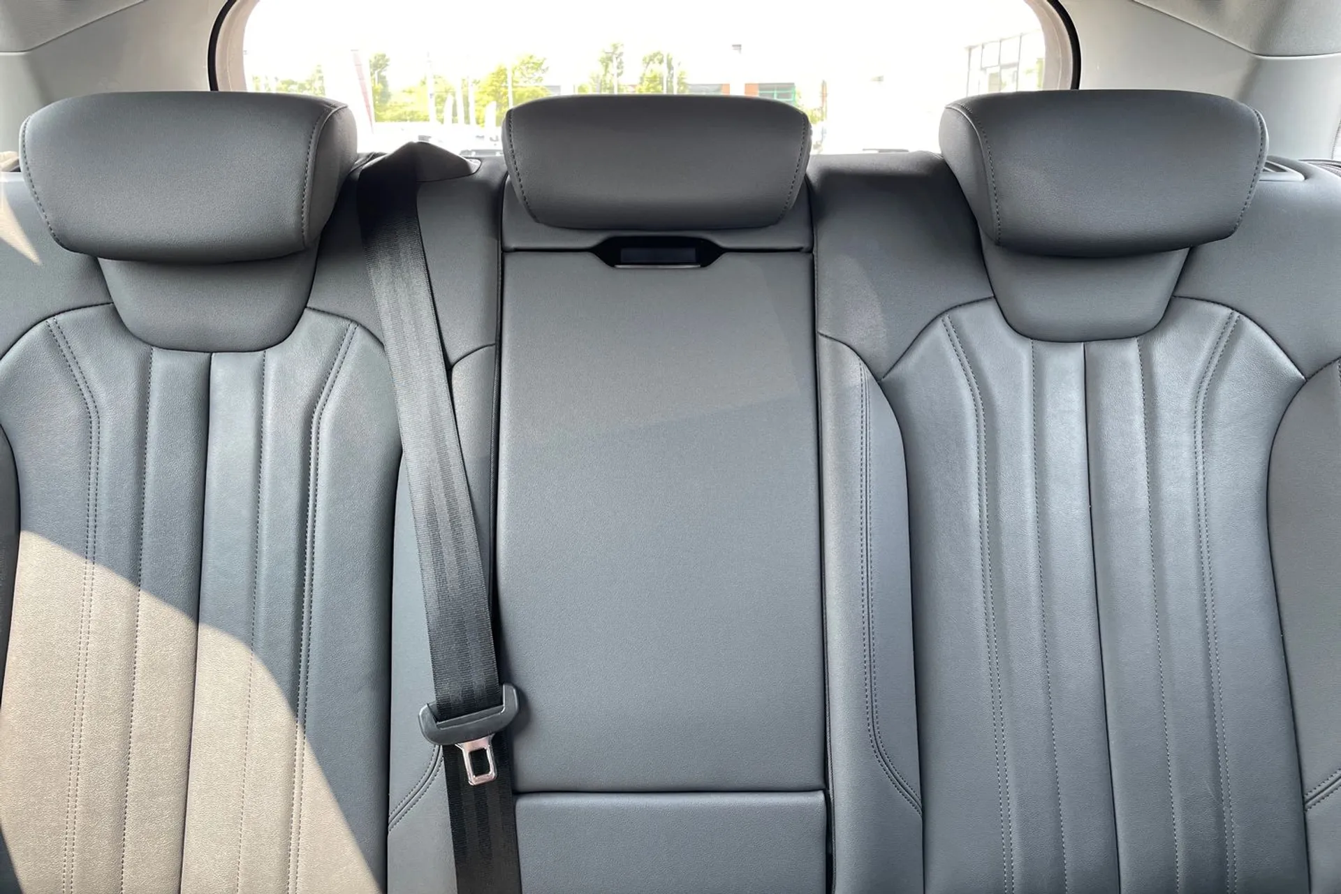 Audi Q5 thumbnail image number 34