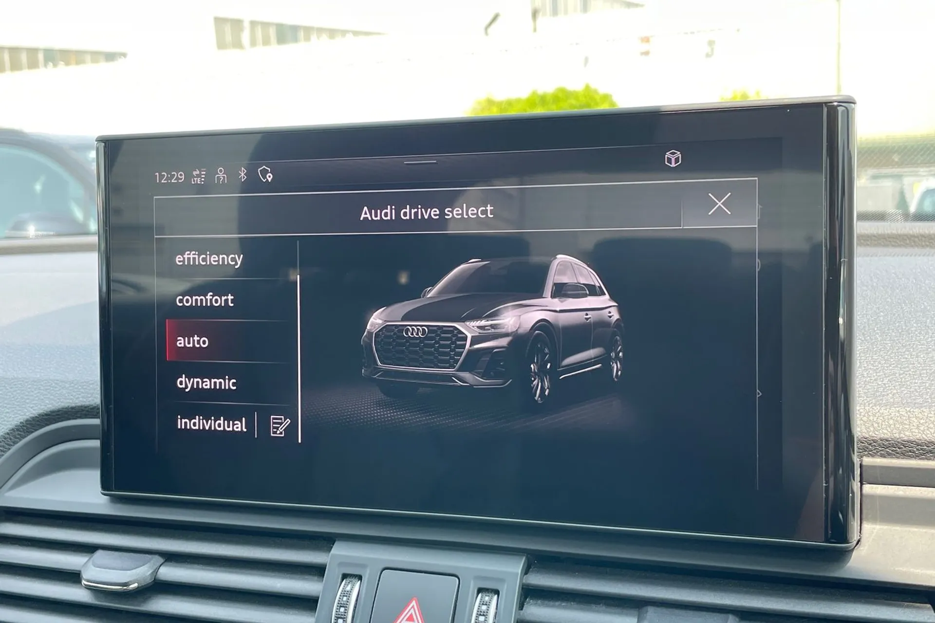 Audi Q5 thumbnail image number 24