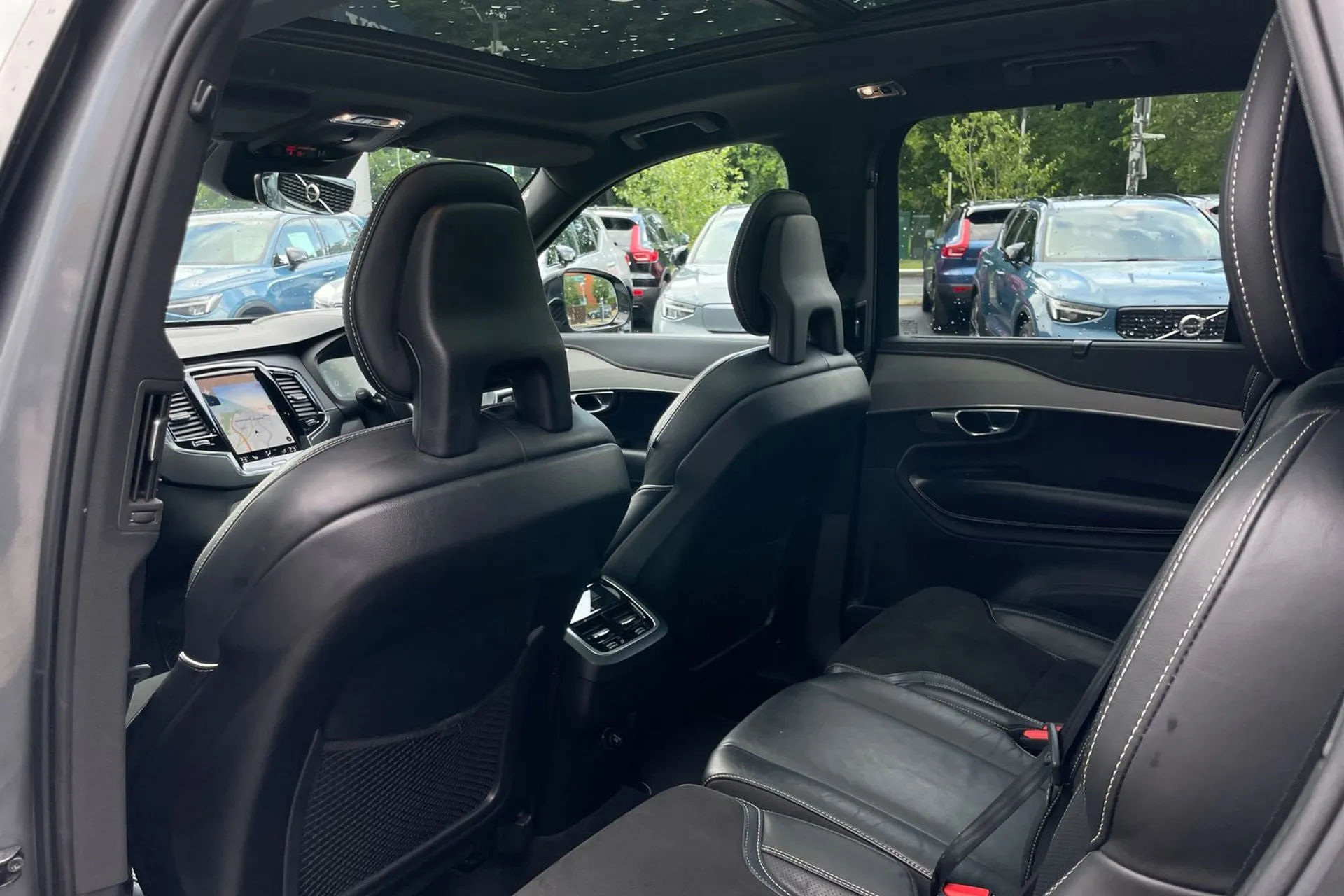 Volvo XC90 thumbnail image number 31