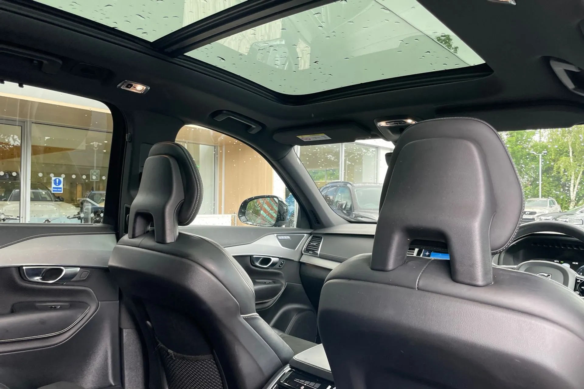 Volvo XC90 thumbnail image number 24