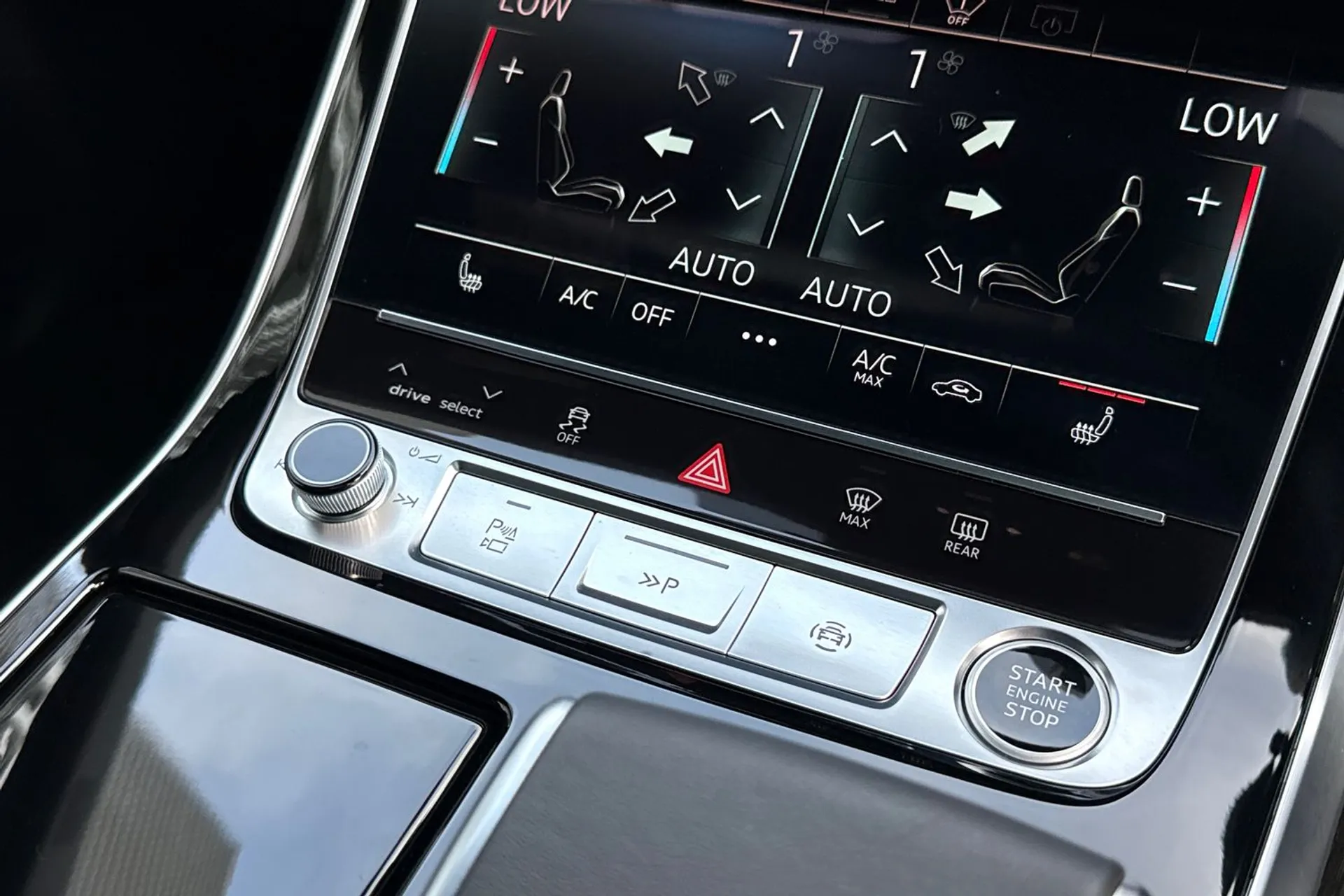 Audi Q8 thumbnail image number 25