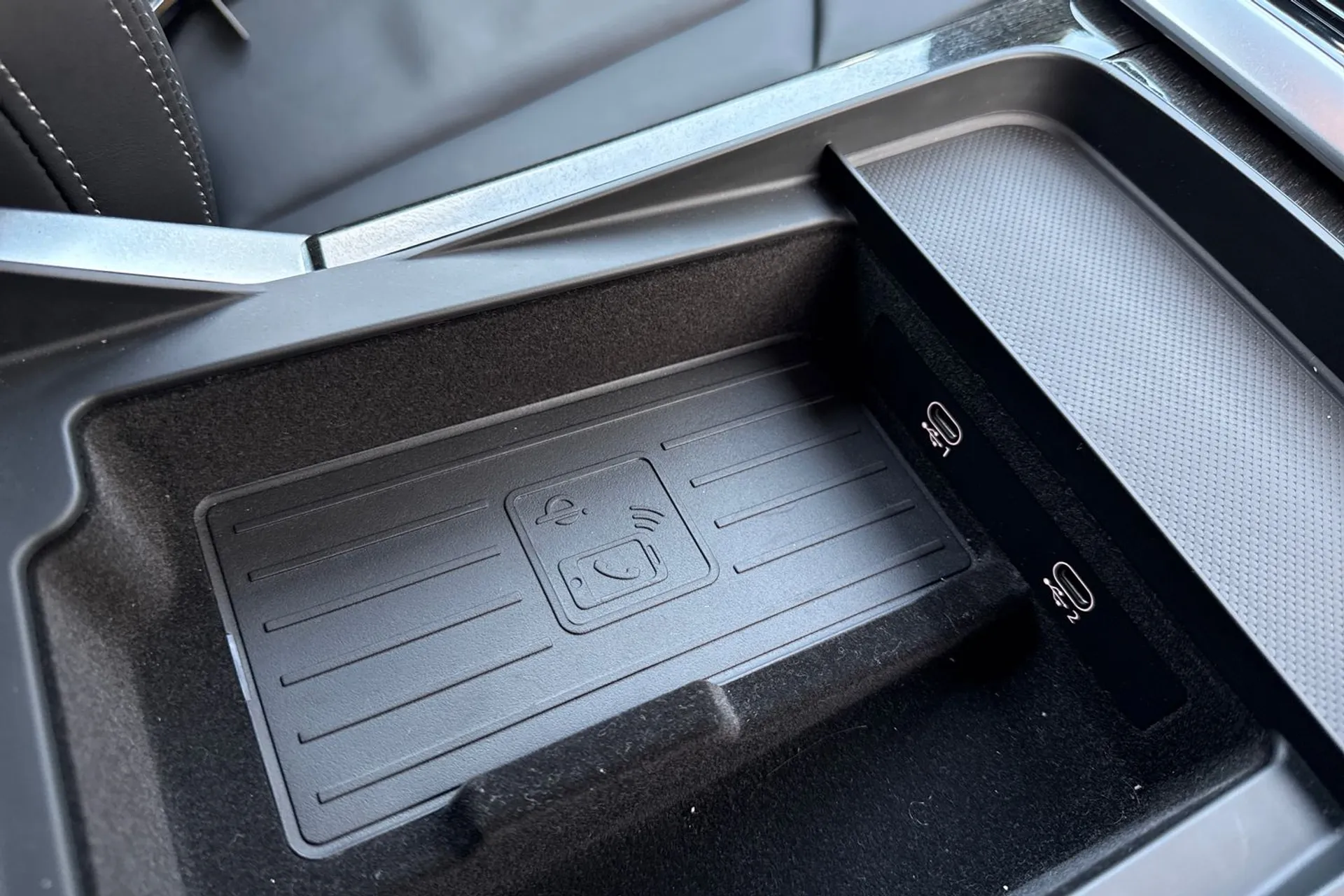 Audi Q8 thumbnail image number 17