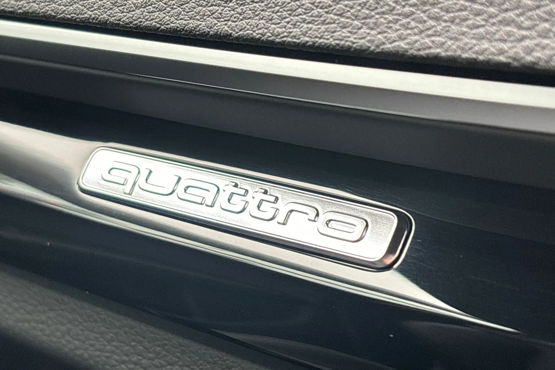 Audi Q5 thumbnail image number 50