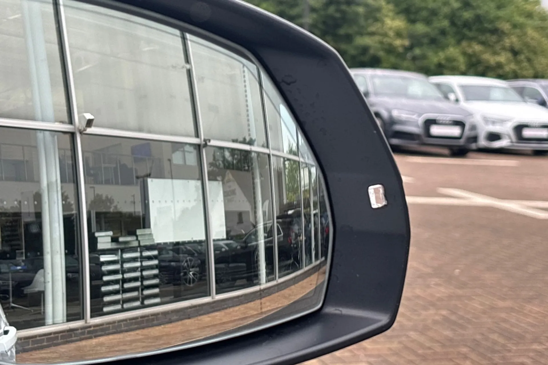 Audi Q5 thumbnail image number 52