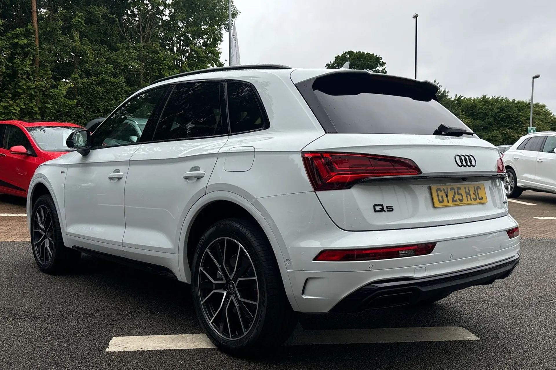 Audi Q5 thumbnail image number 9