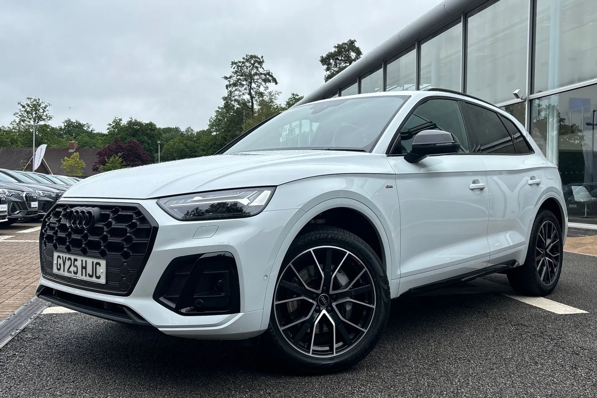 Audi Q5 thumbnail image number 16