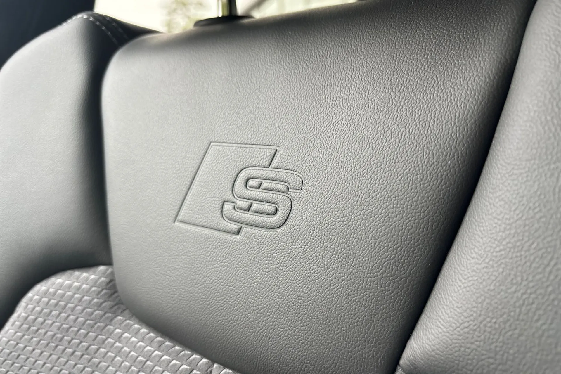 Audi Q5 thumbnail image number 49