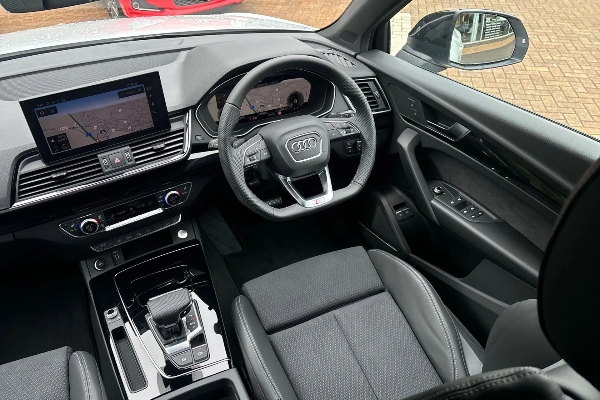 Audi Q5 thumbnail image number 37