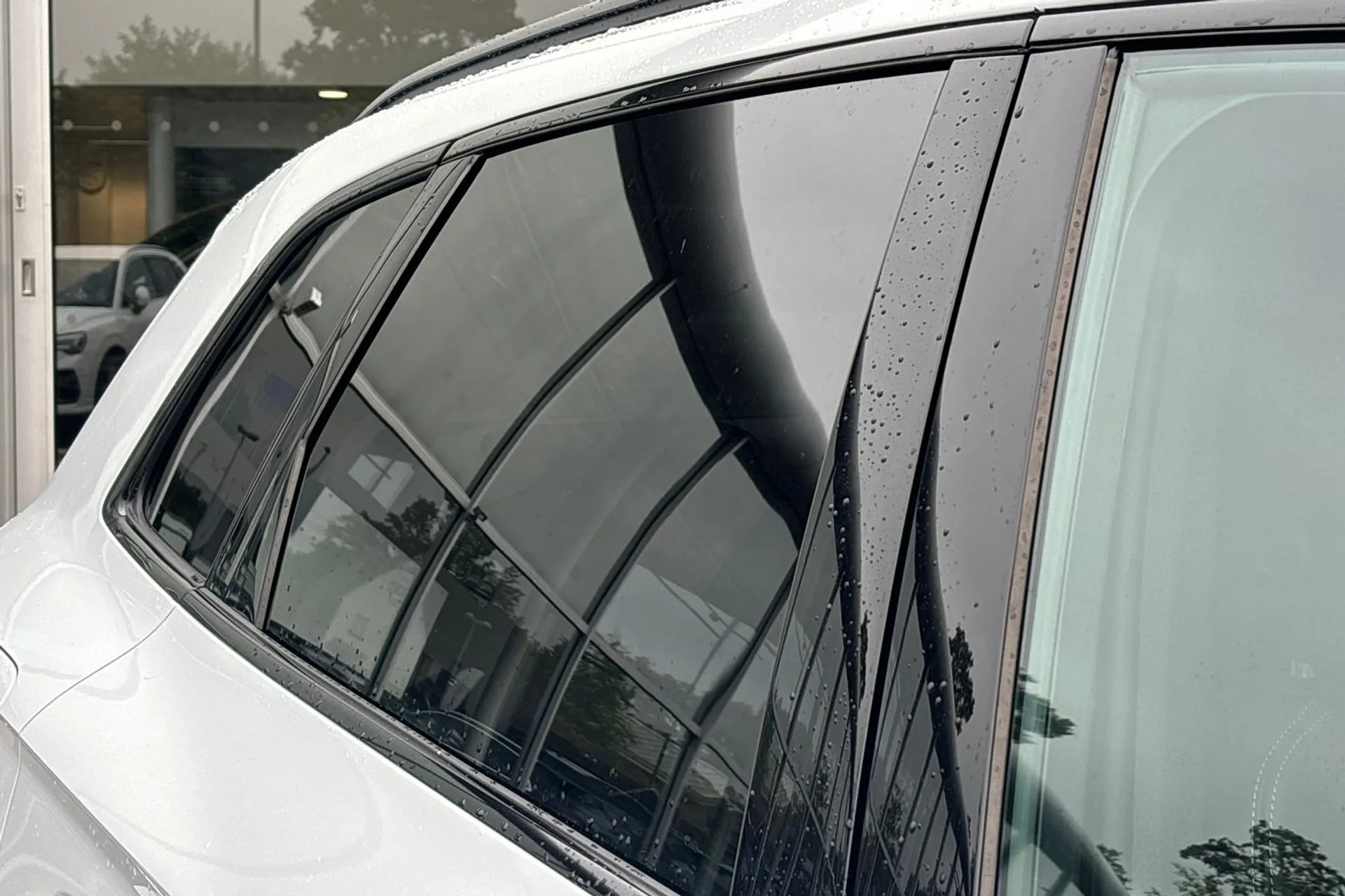 Audi Q5 thumbnail image number 25