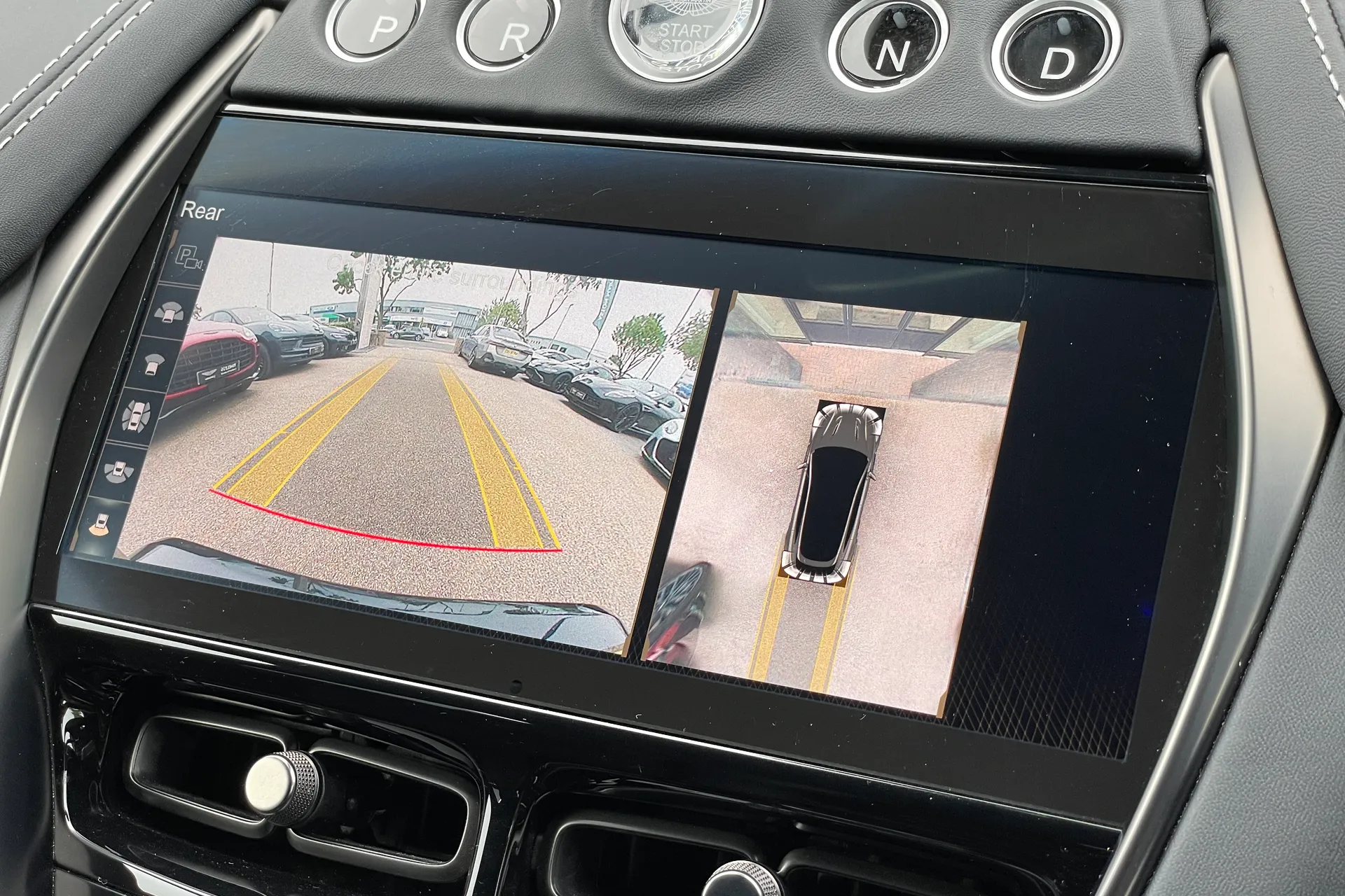 Aston Martin DBX thumbnail image number 45