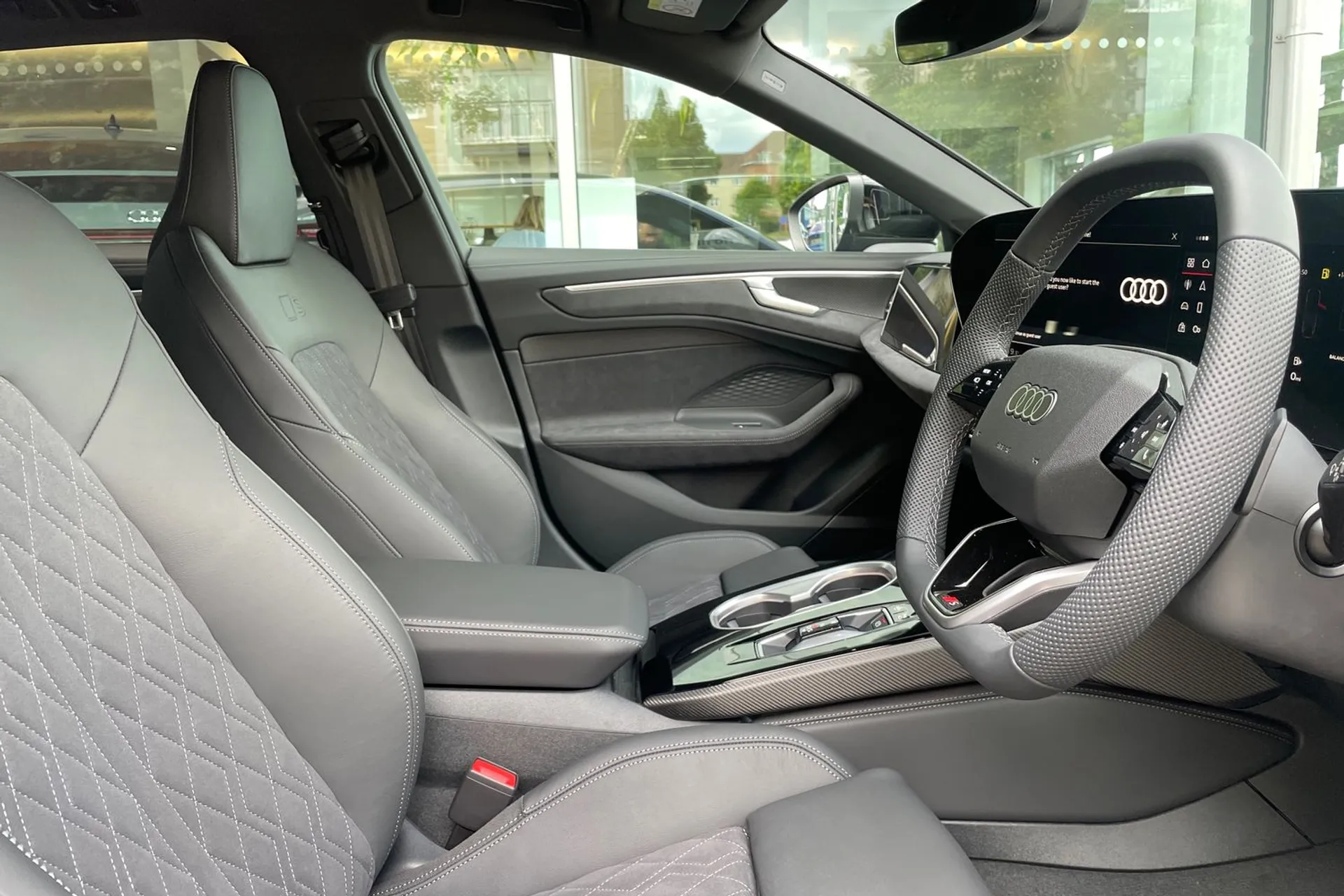 Audi A6 thumbnail image number 24