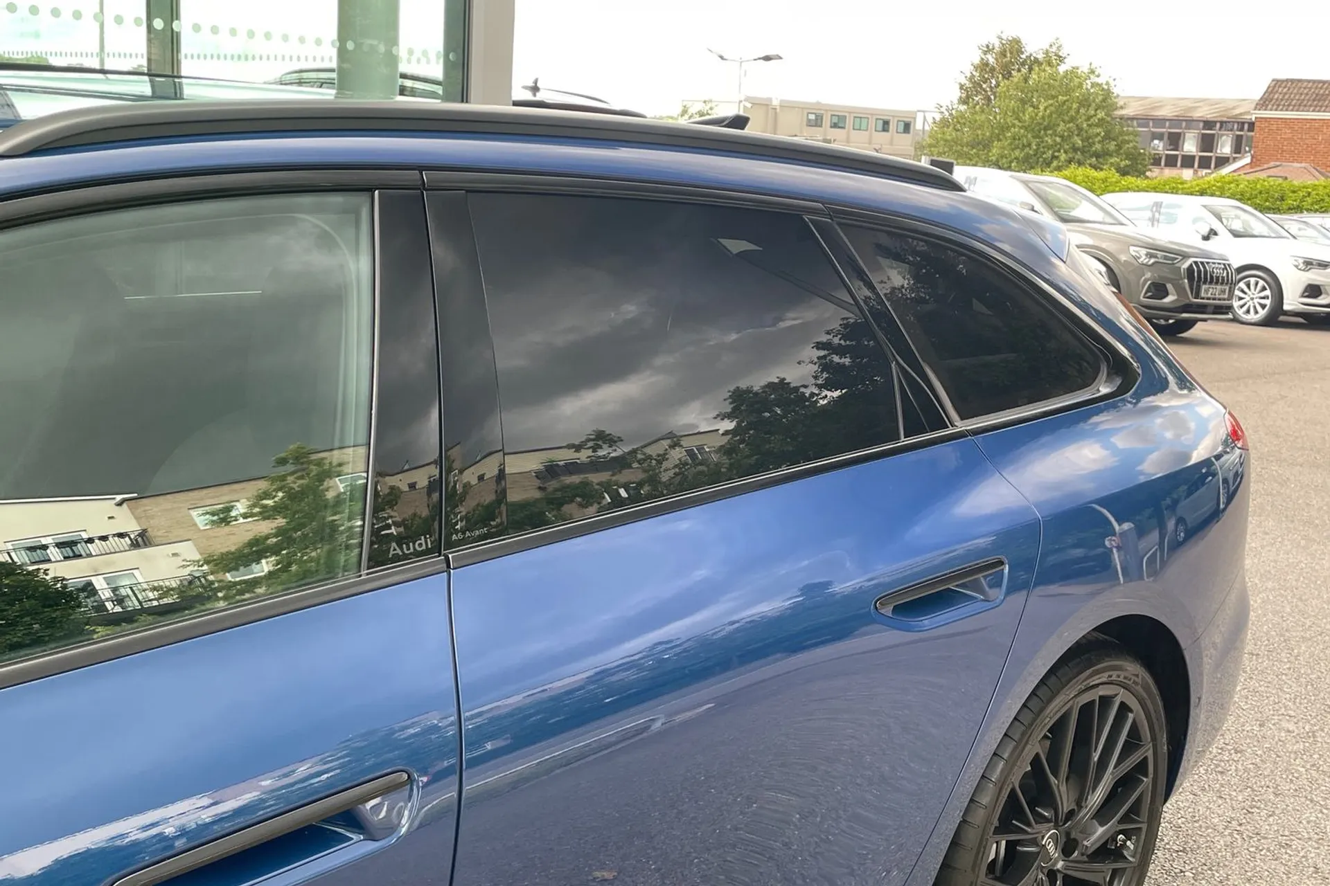 Audi A6 thumbnail image number 13