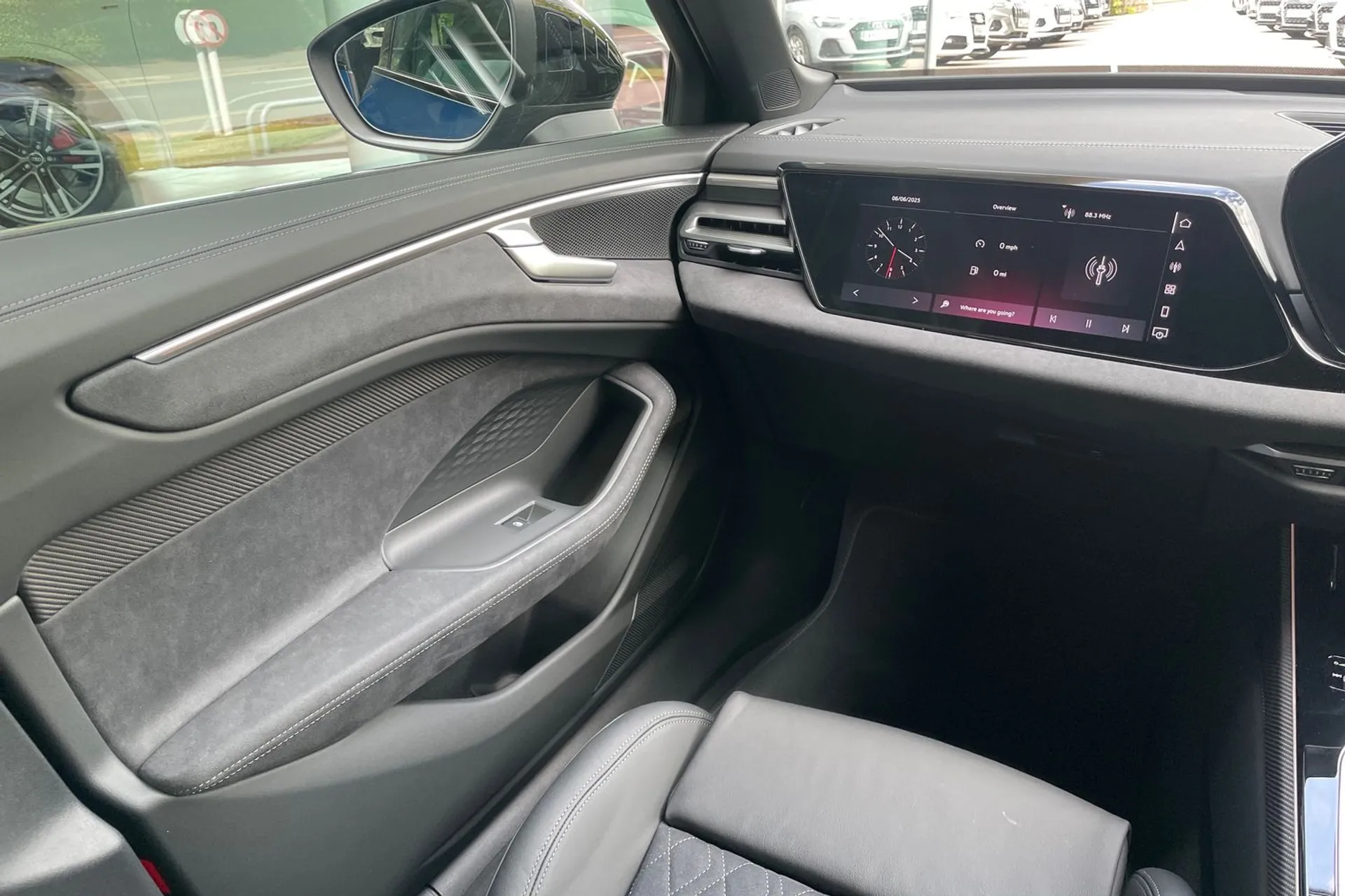 Audi A6 thumbnail image number 31