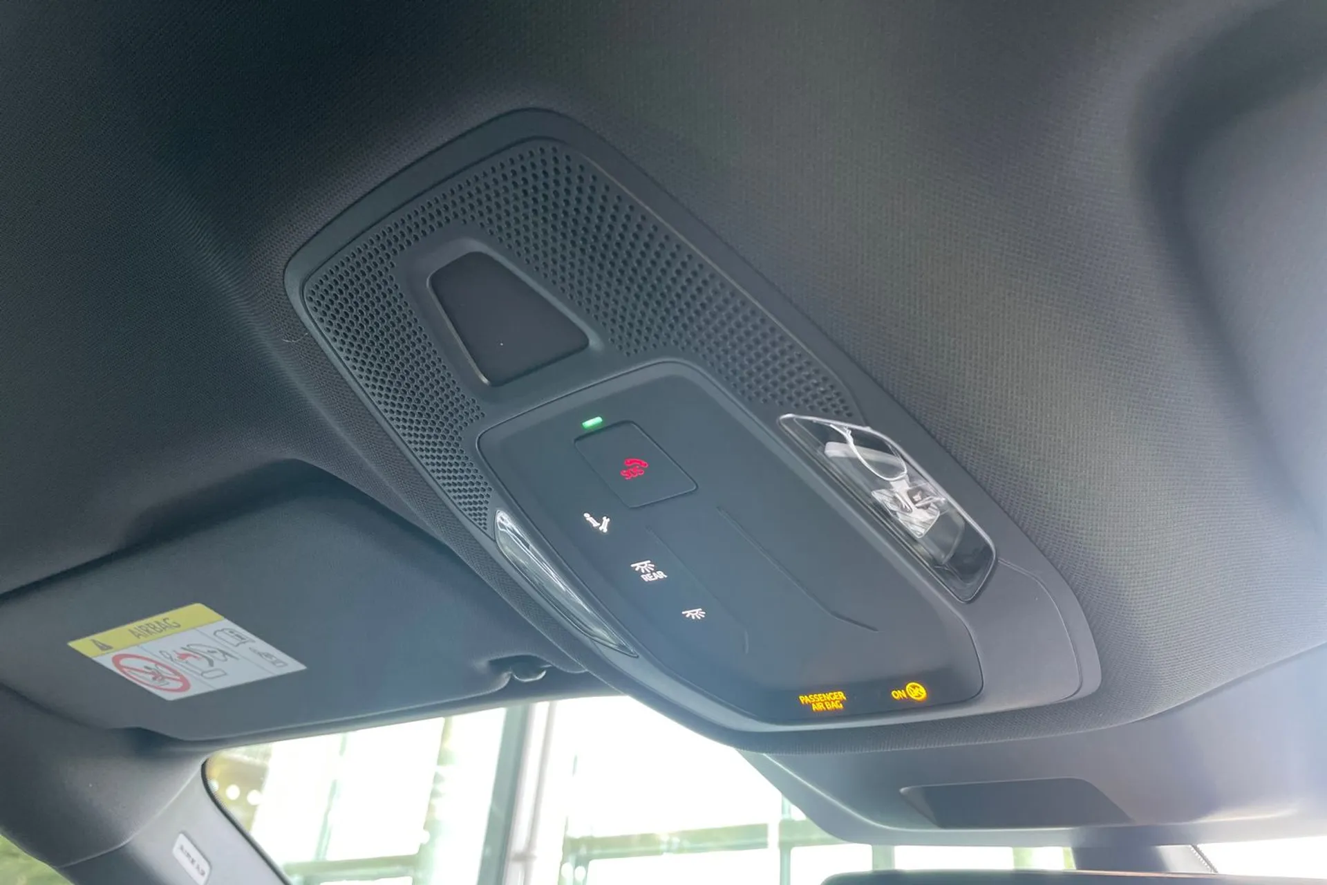 Audi A6 thumbnail image number 40