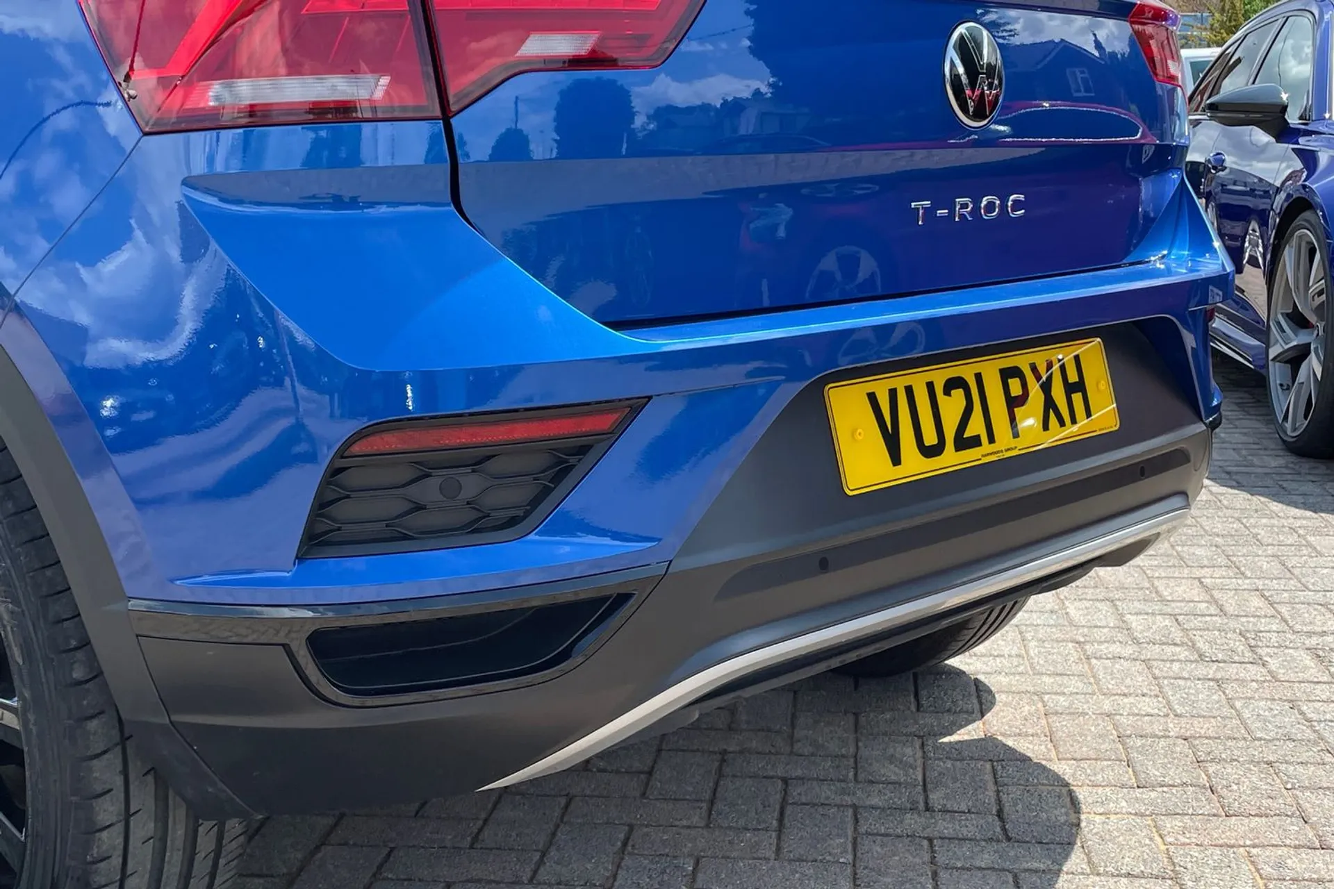 VOLKSWAGEN T-ROC thumbnail image number 45