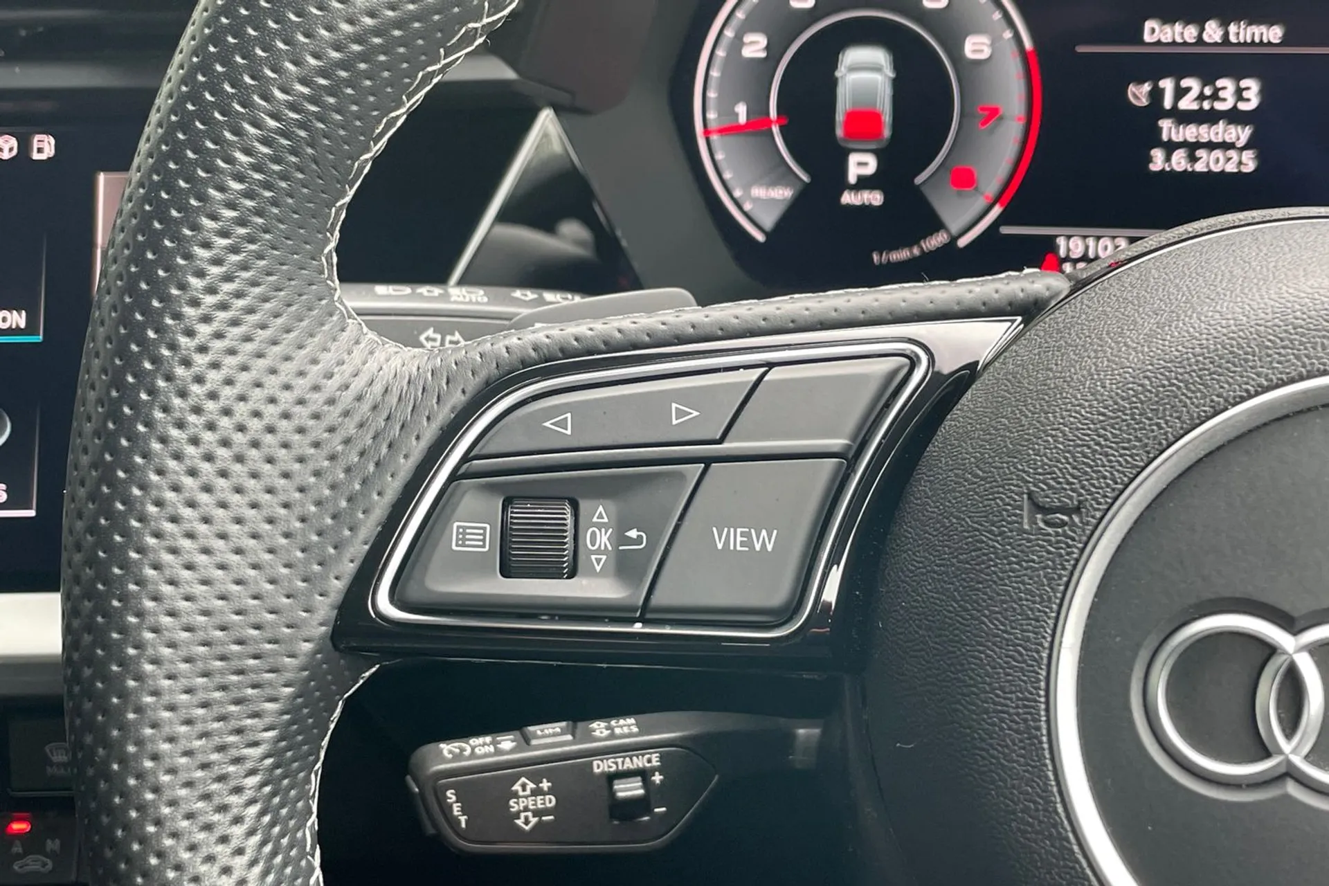 Audi A3 thumbnail image number 43
