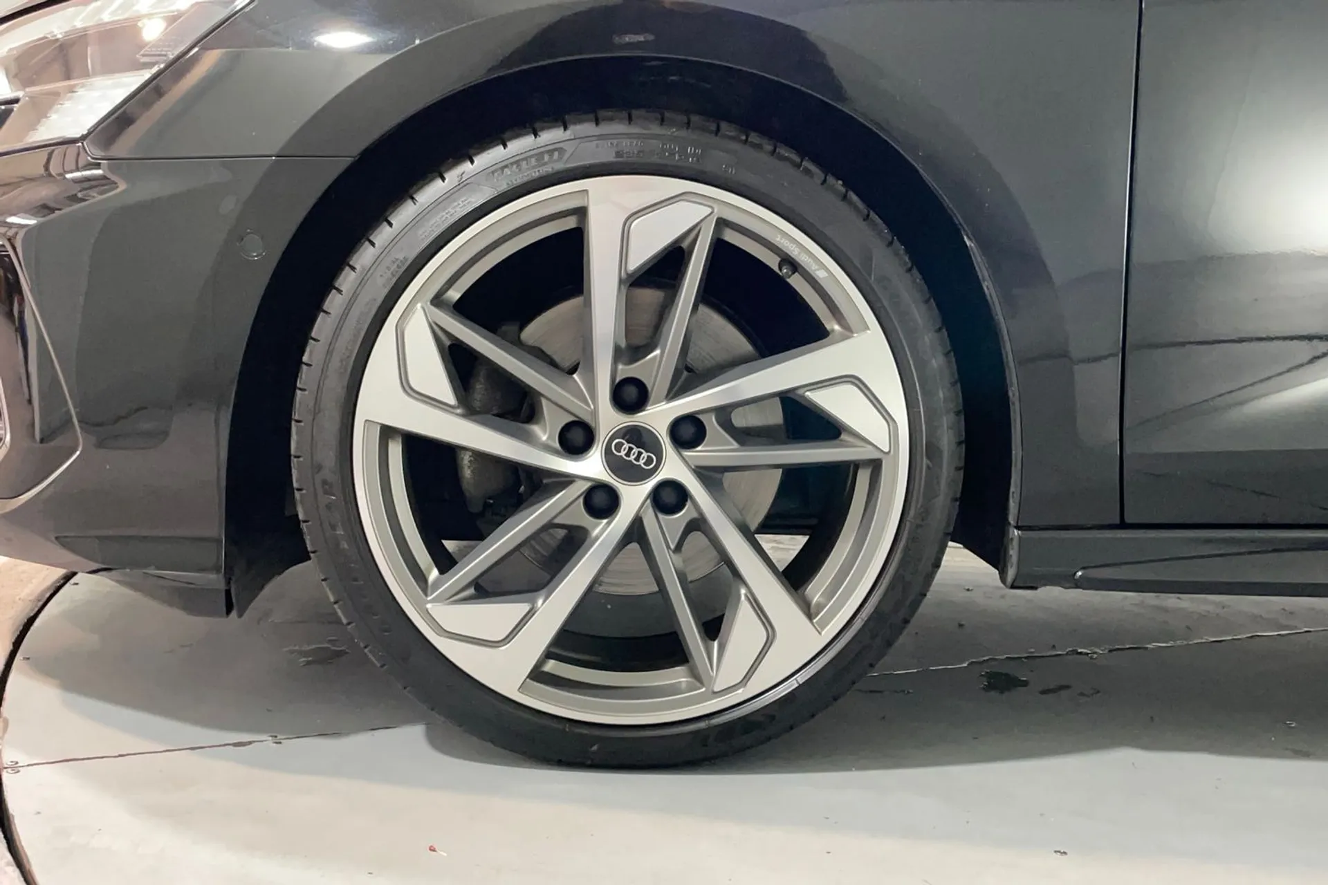 Audi A3 thumbnail image number 9