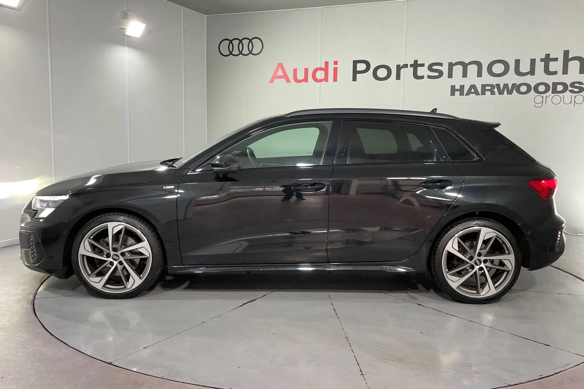 Audi A3 thumbnail image number 11