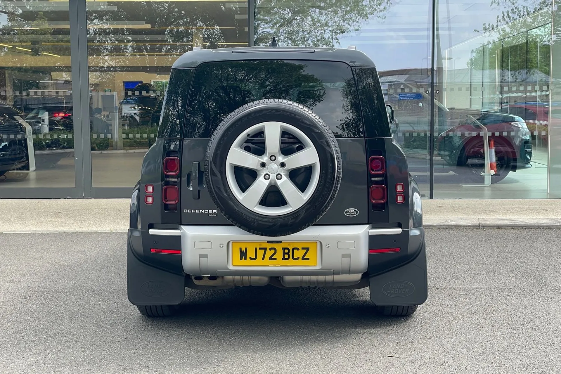 LAND ROVER DEFENDER thumbnail image number 8