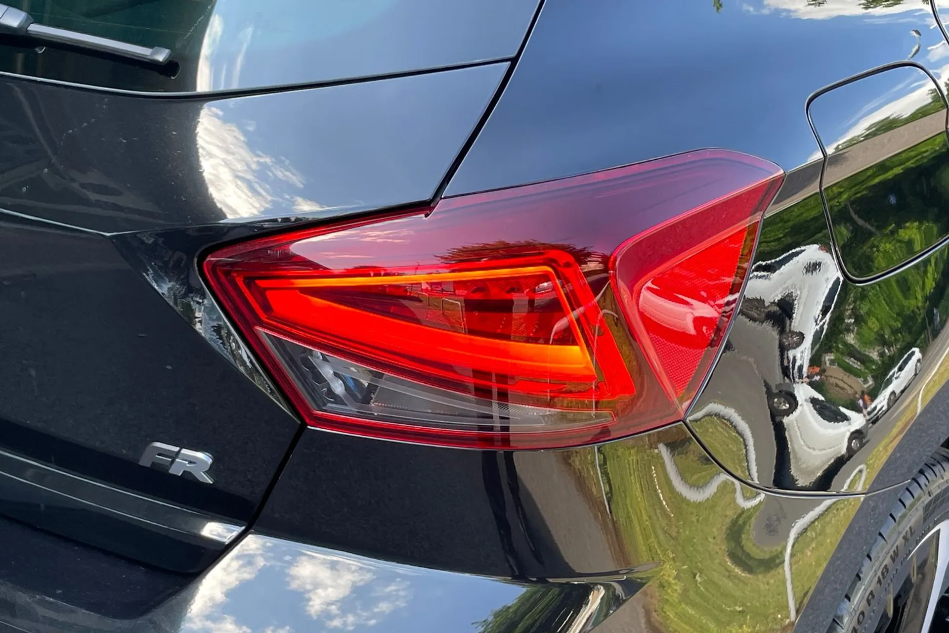 SEAT IBIZA thumbnail image number 20