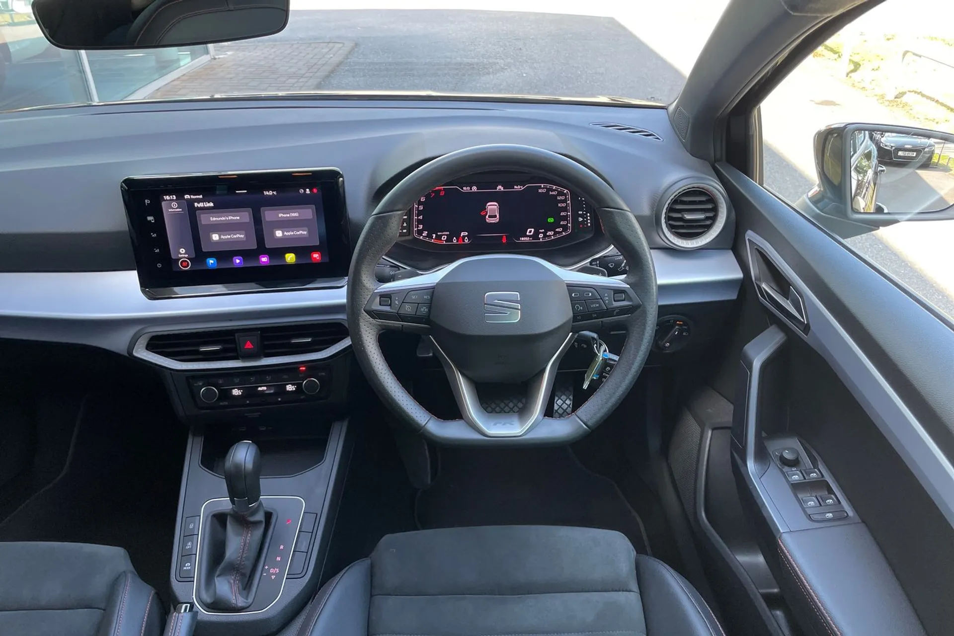 SEAT IBIZA thumbnail image number 33