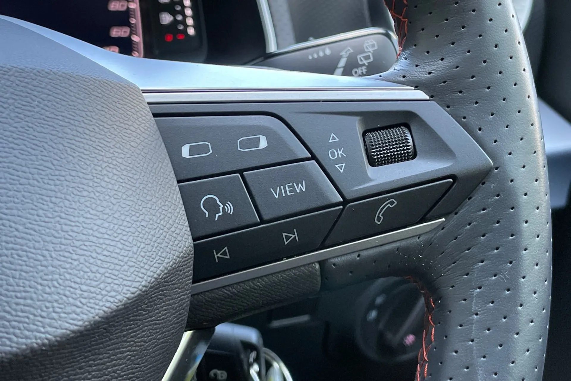 SEAT IBIZA thumbnail image number 36