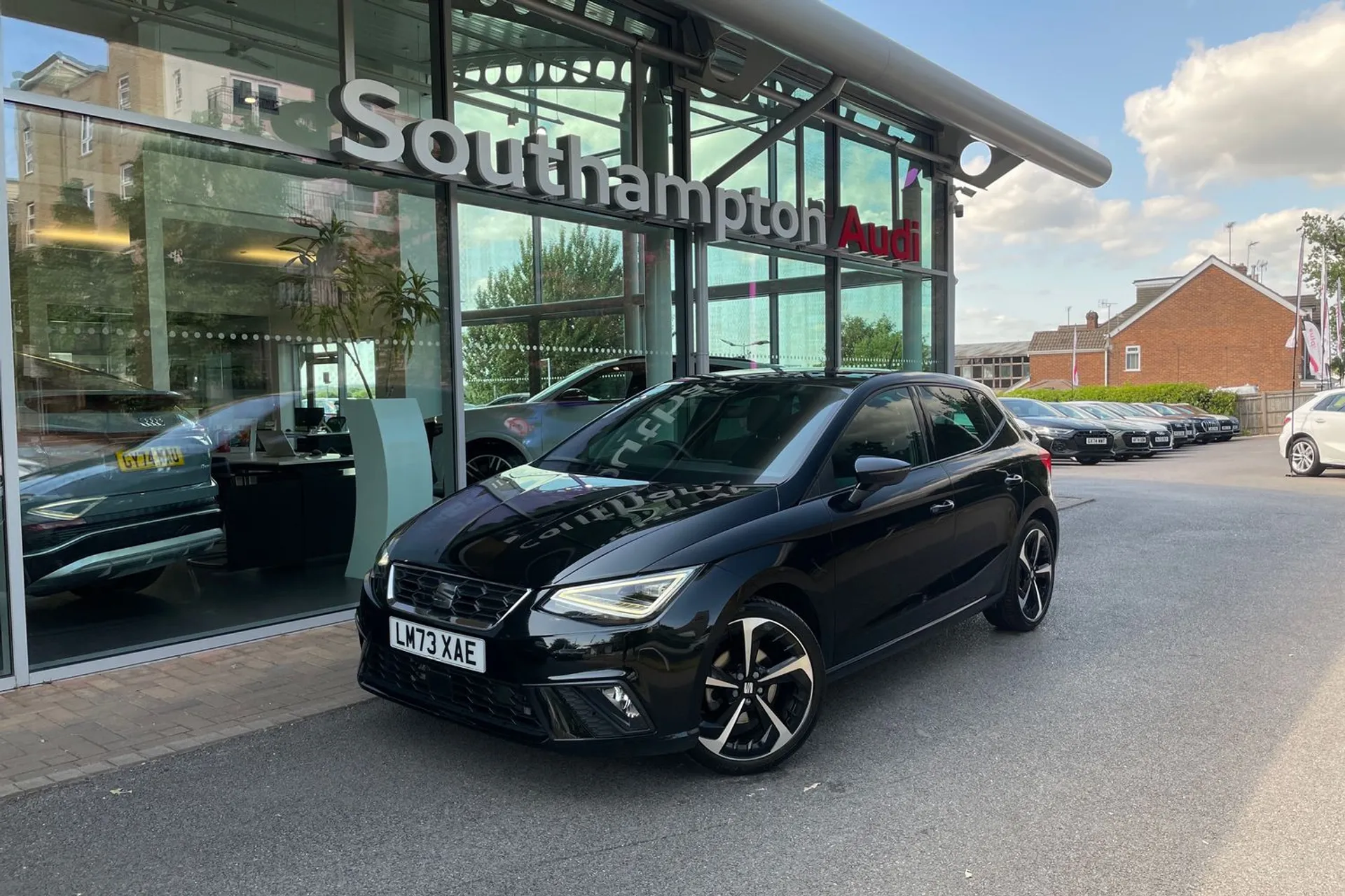 SEAT IBIZA thumbnail image number 9