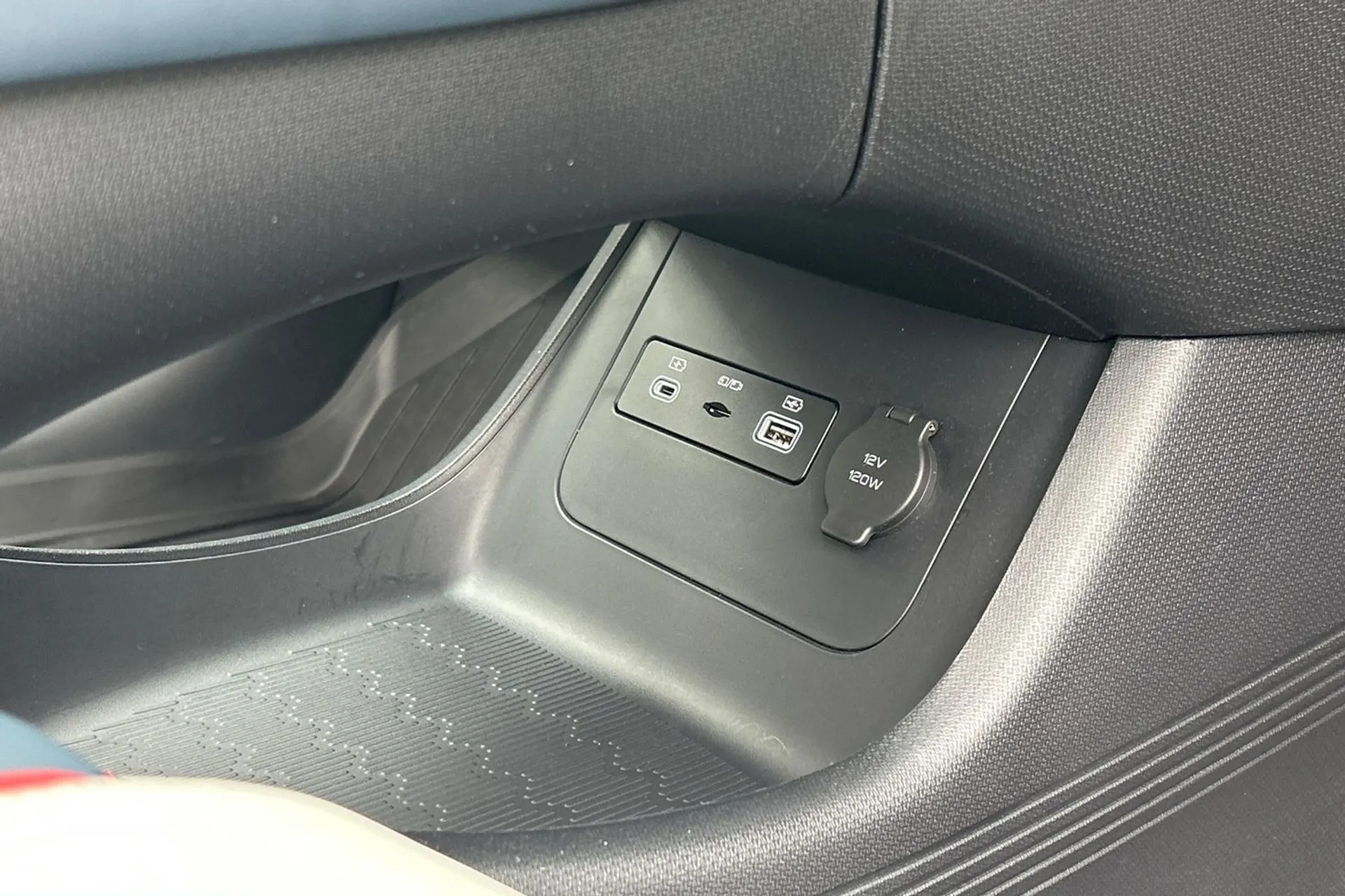 BYD ATTO 3 thumbnail image number 50