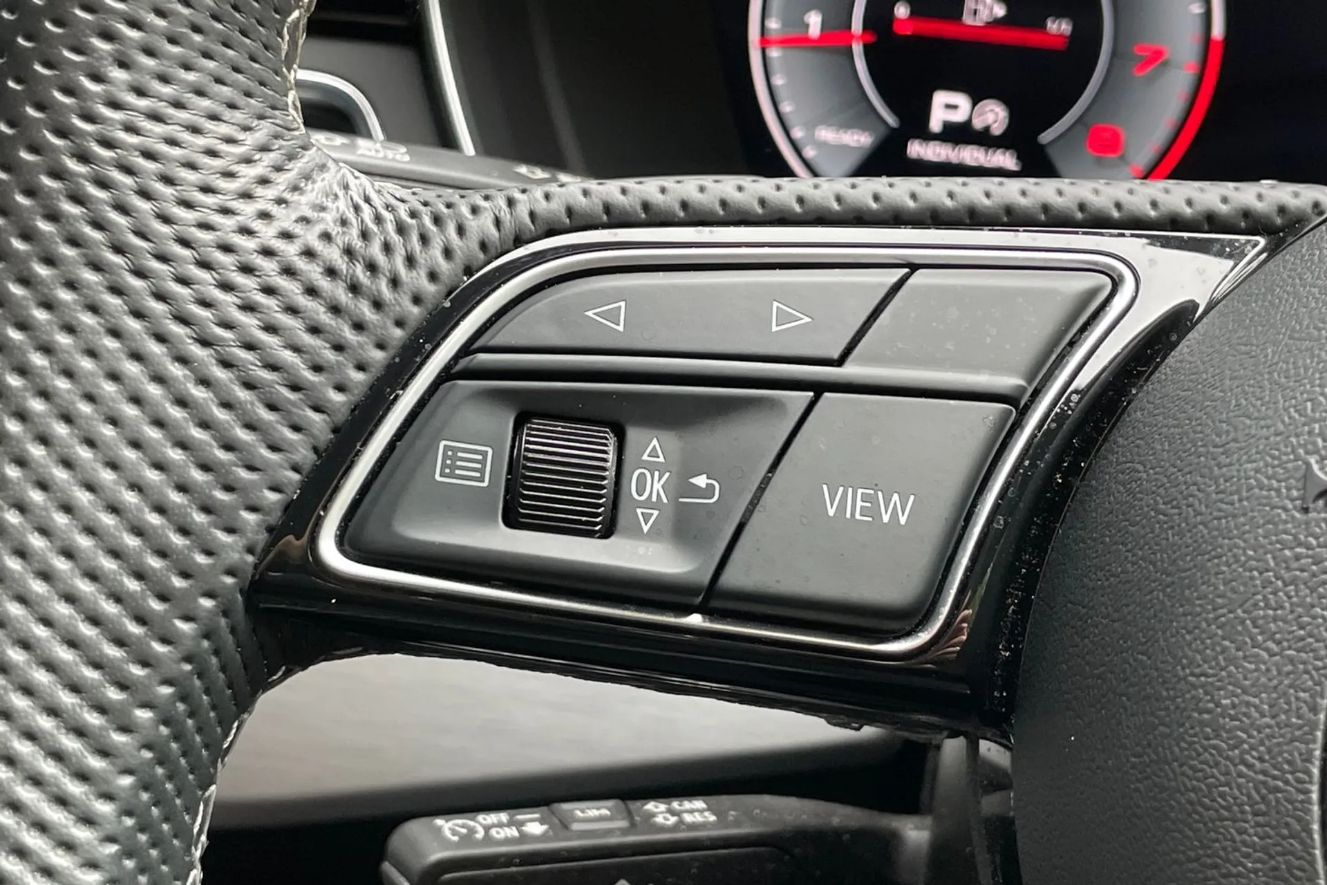 Audi A5 thumbnail image number 35