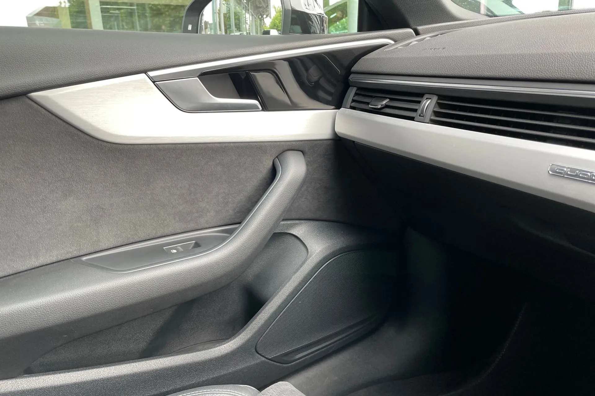 Audi A5 thumbnail image number 39
